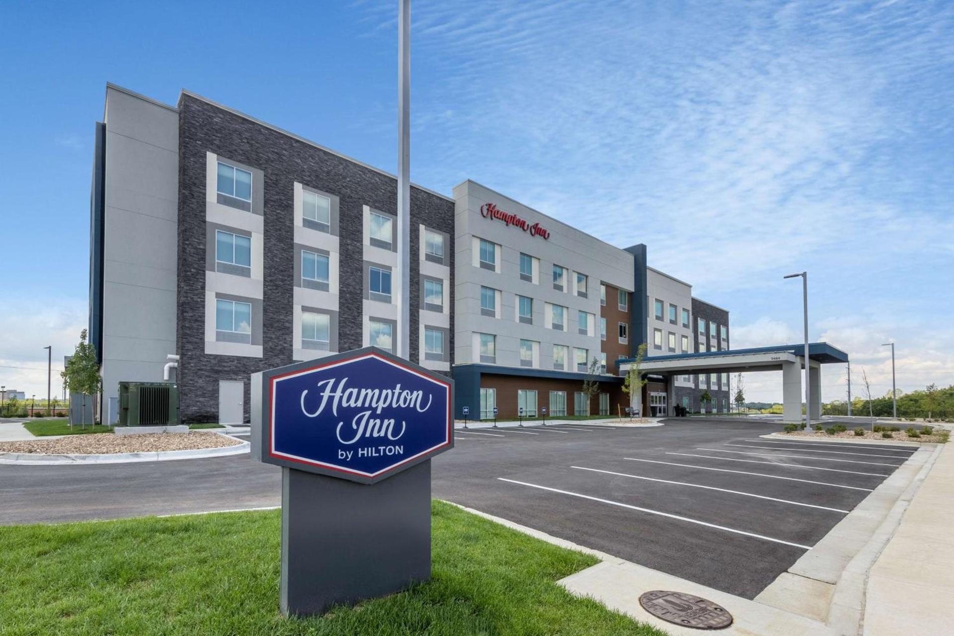 Hampton Inn Kansas City Southeast, Mo photo 9