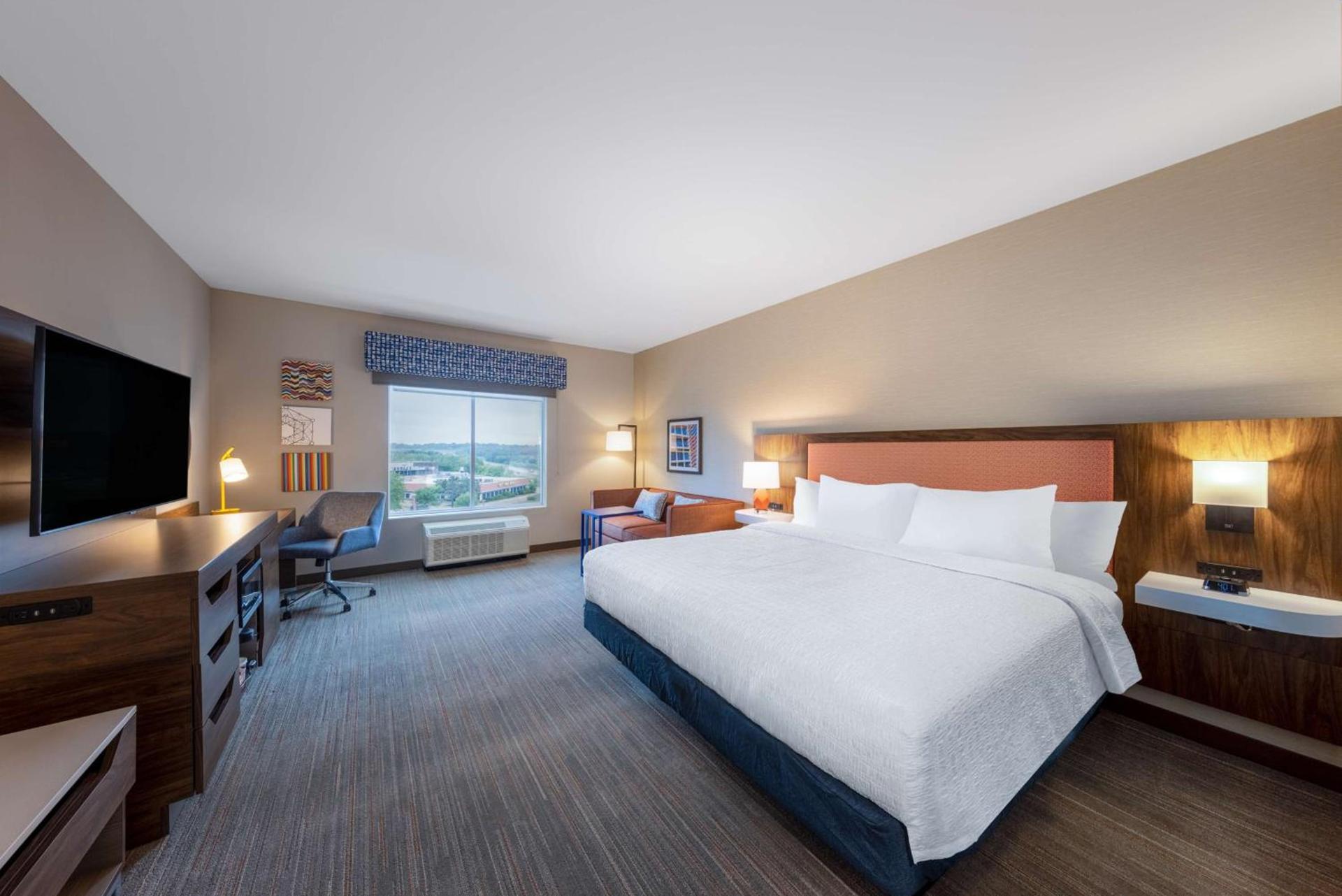 Hampton Inn Kansas City Southeast, Mo photo 22