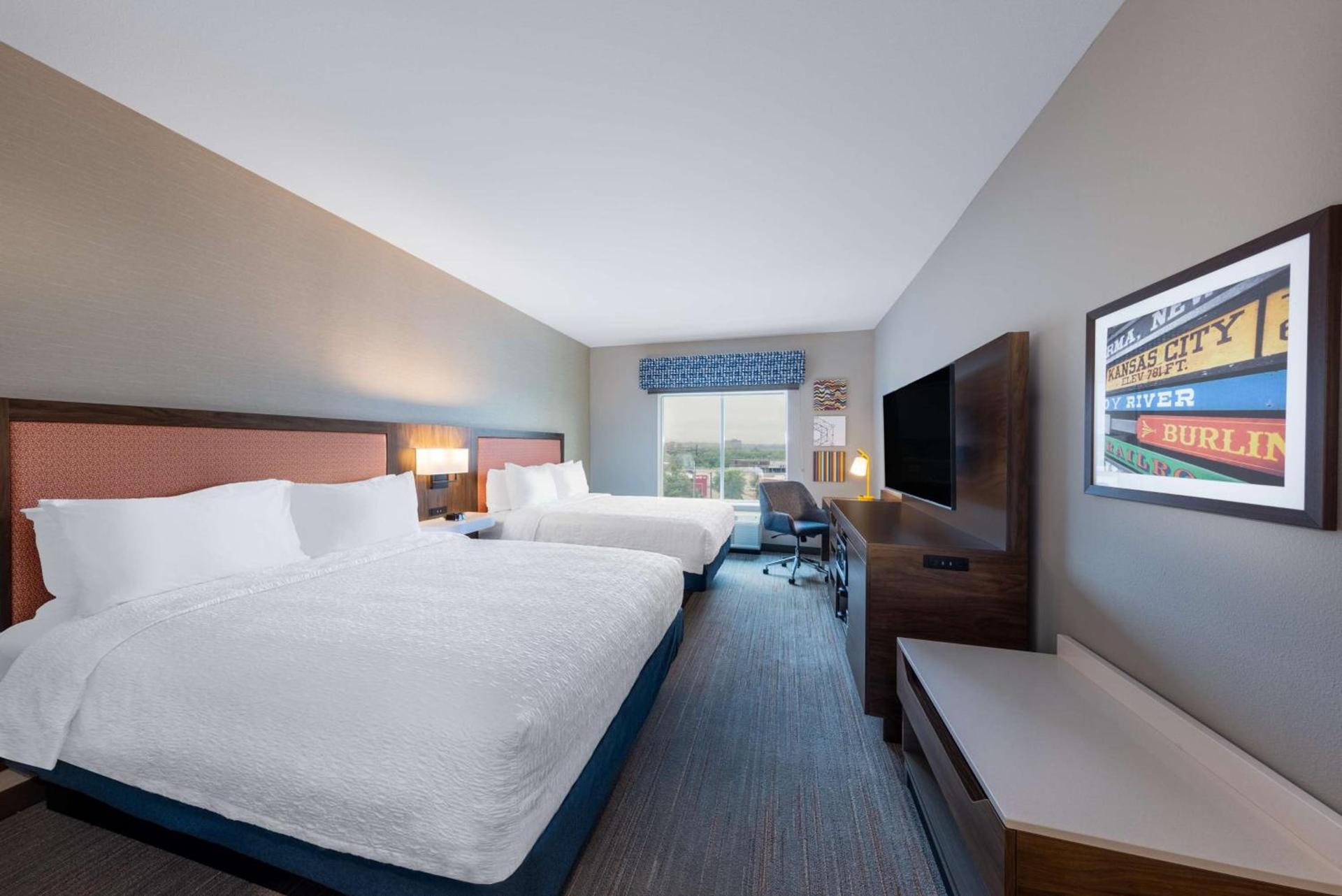 Hampton Inn Kansas City Southeast, Mo photo 30