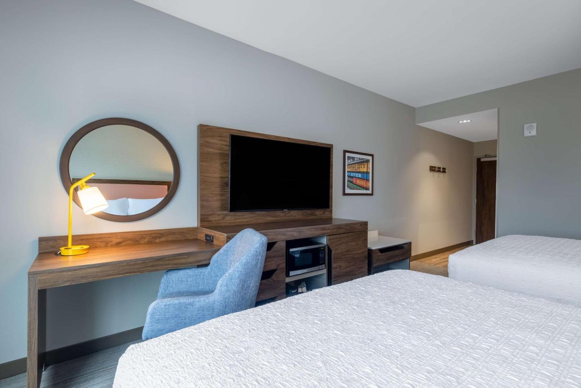 Hampton Inn Kansas City Southeast, Mo photo 29