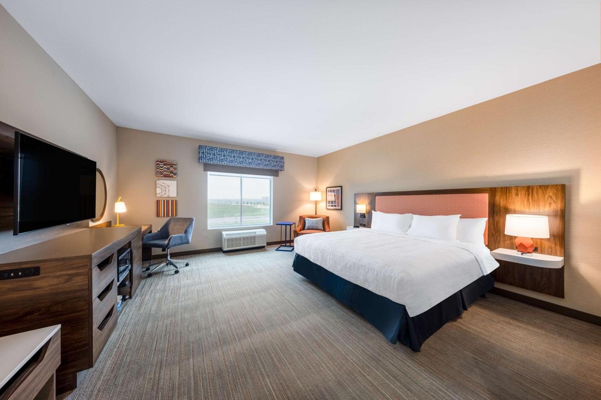 Hampton Inn Kansas City Southeast, Mo photo 31
