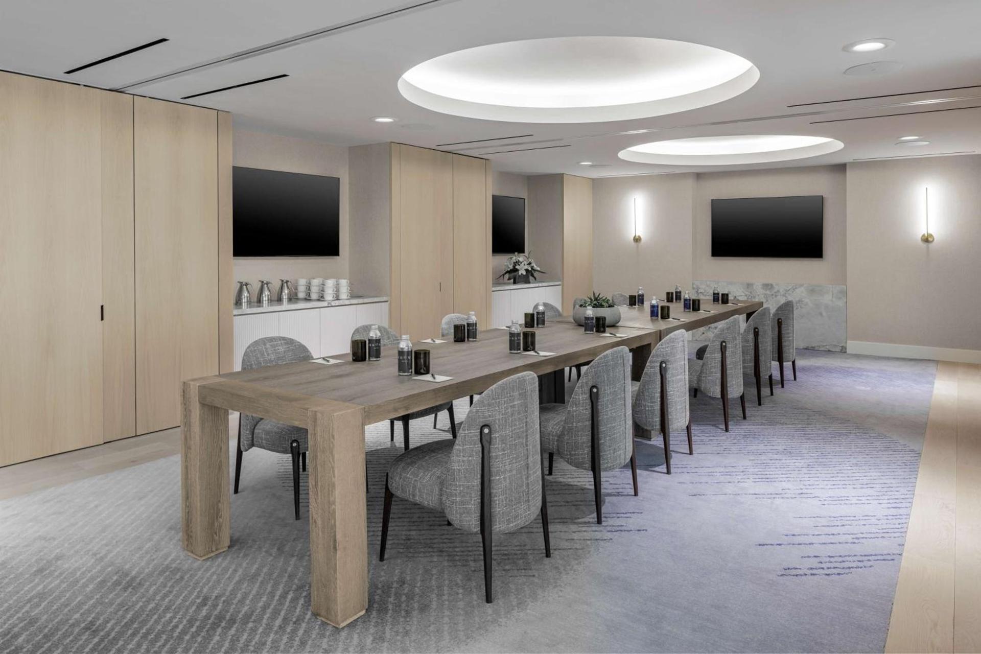 The Morrow Washington Dc, Curio Collection By Hilton photo 93