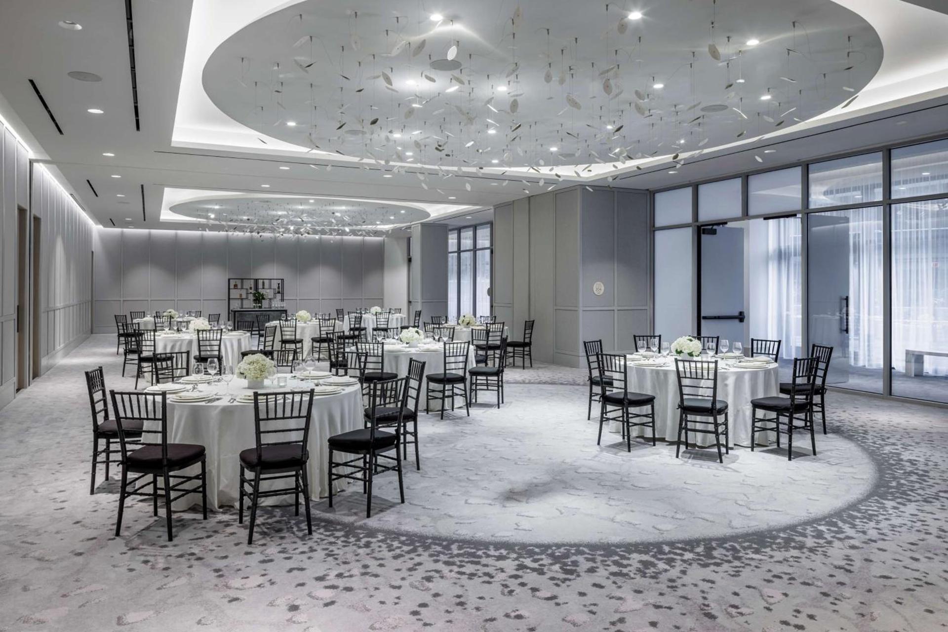 The Morrow Washington Dc, Curio Collection By Hilton photo 94