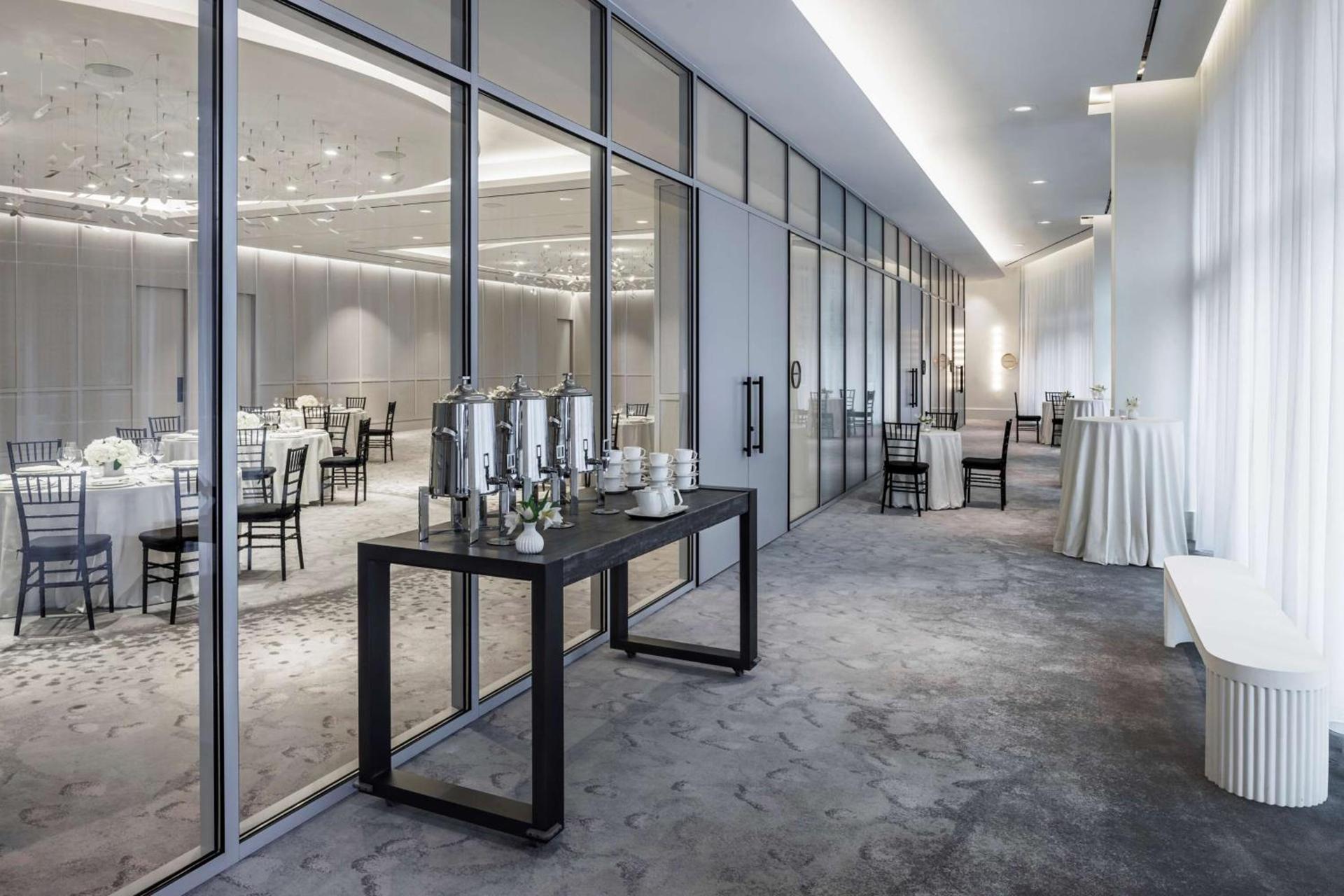 The Morrow Washington Dc, Curio Collection By Hilton photo 96