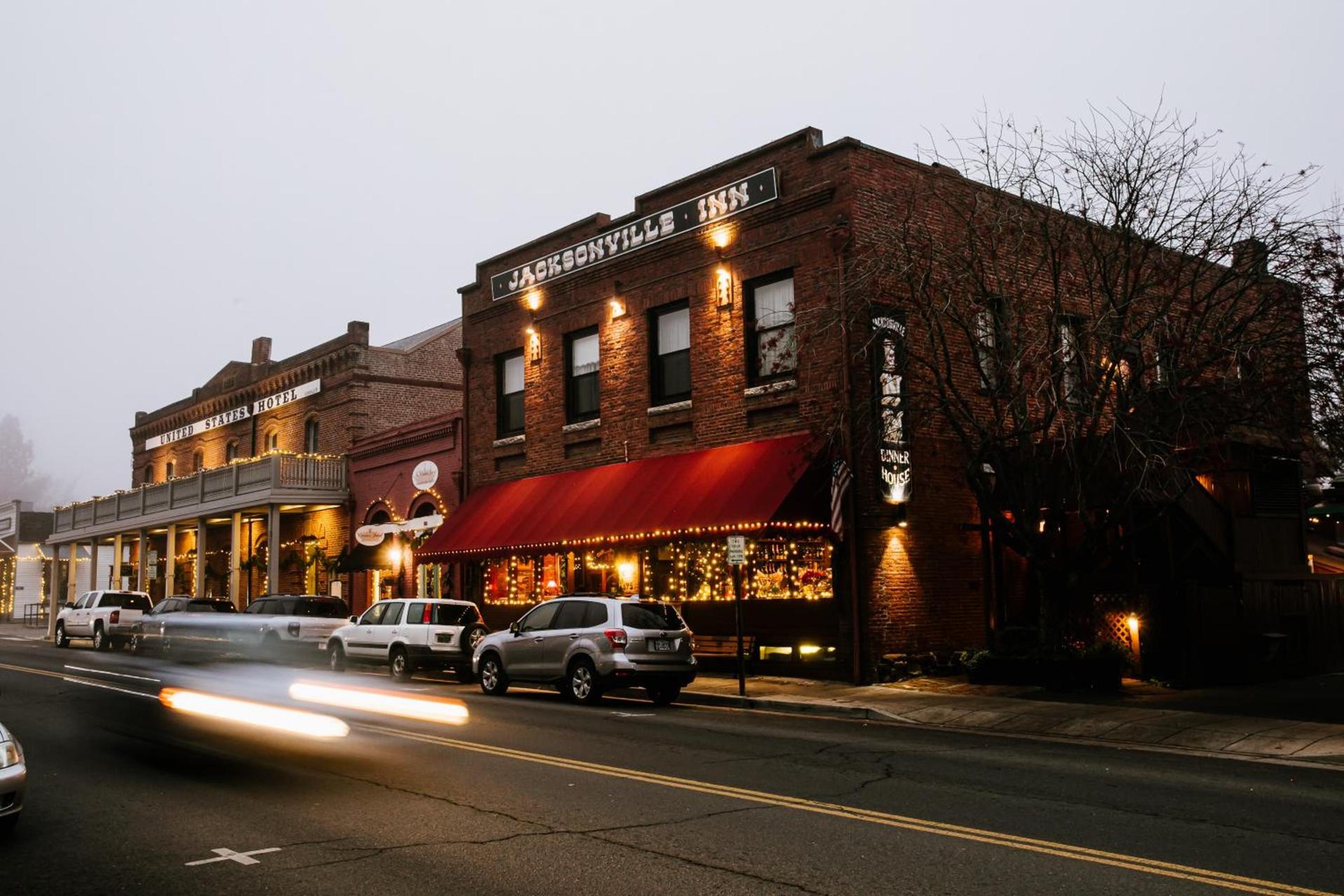 Historic Jacksonville Inn photo 20