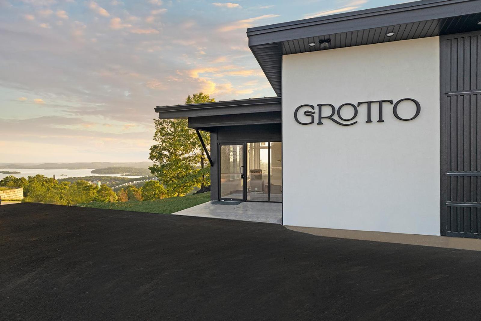 Grotto Resort photo 20
