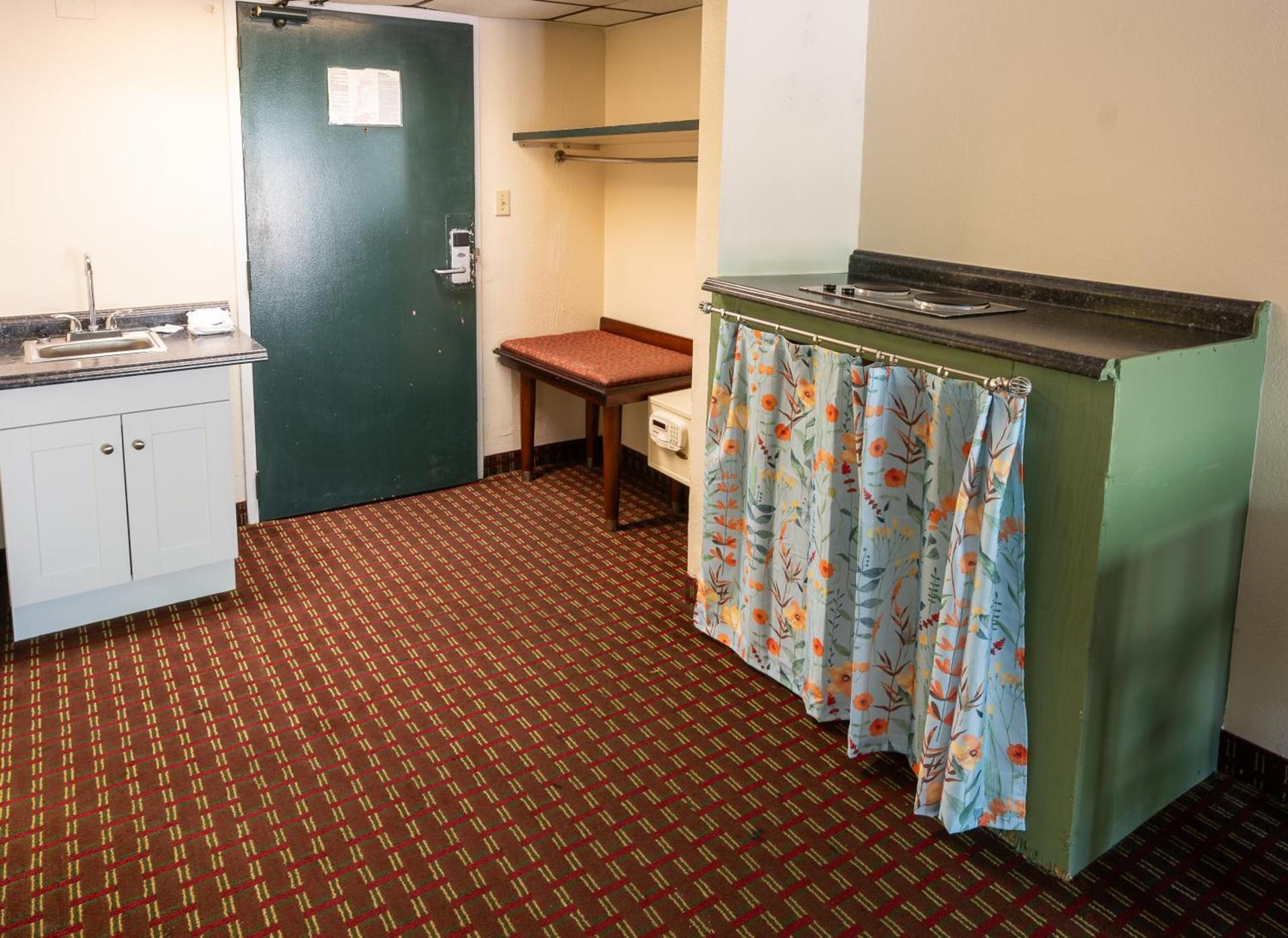 Select Inn Murfreesboro photo 21