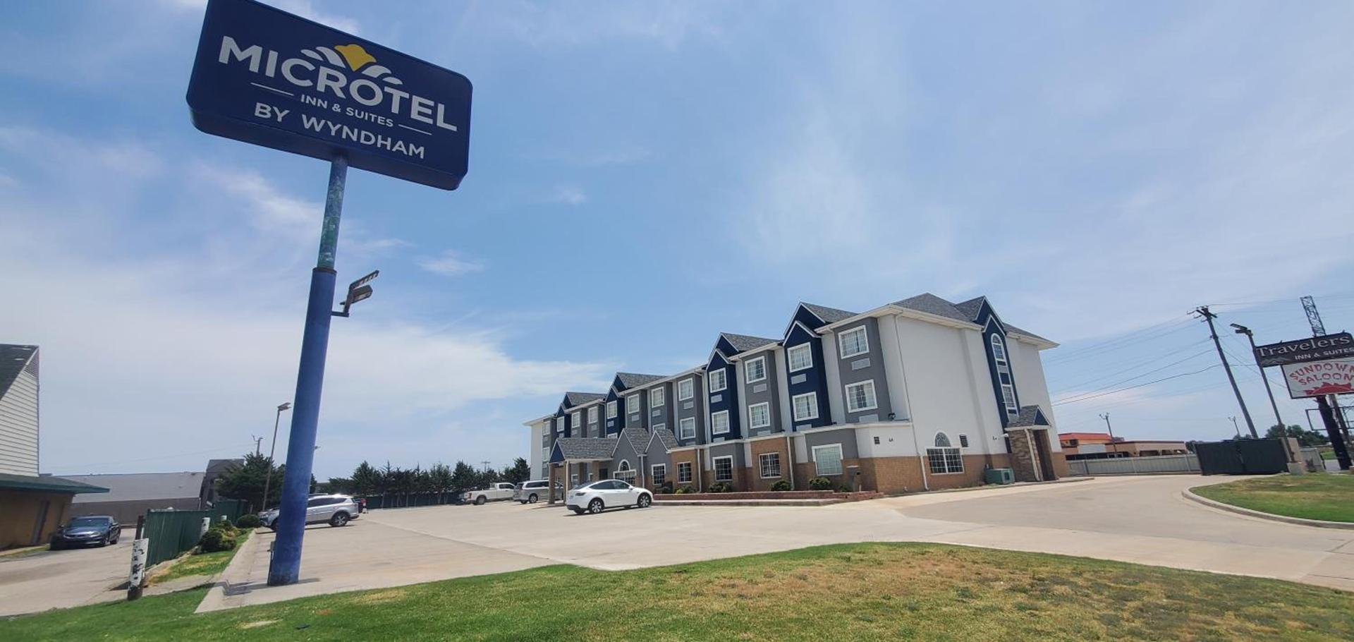 Microtel Inn & Suites by Wyndham Oklahoma City Airport photo 11