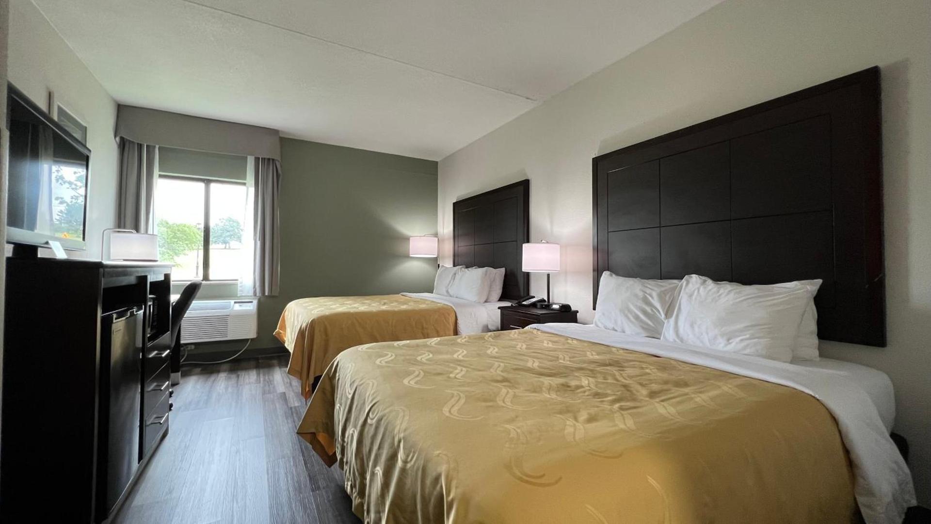 Quality Inn Merriam Kansas City photo 44