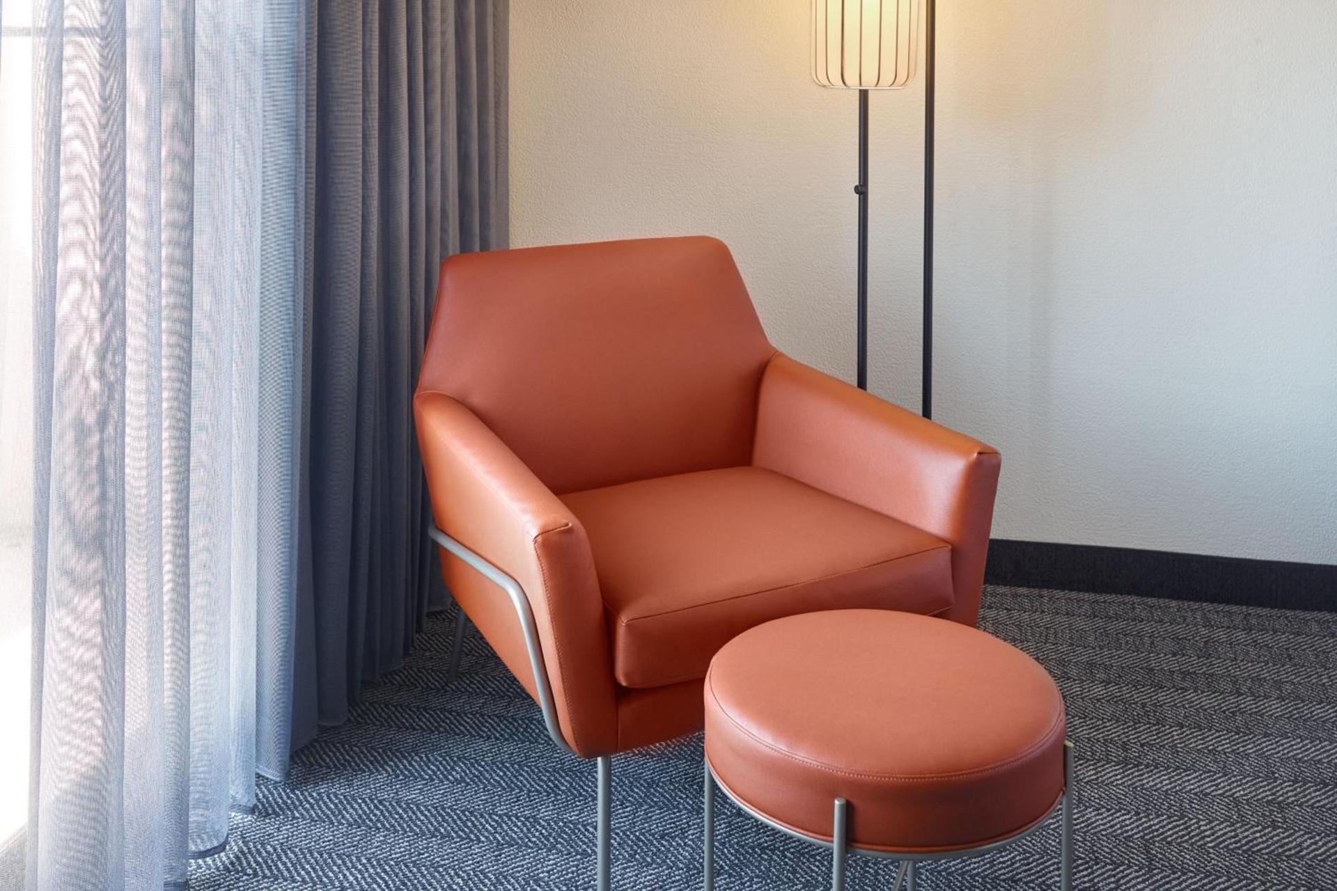 Courtyard by Marriott Atlanta Executive Park/Emory photo 10