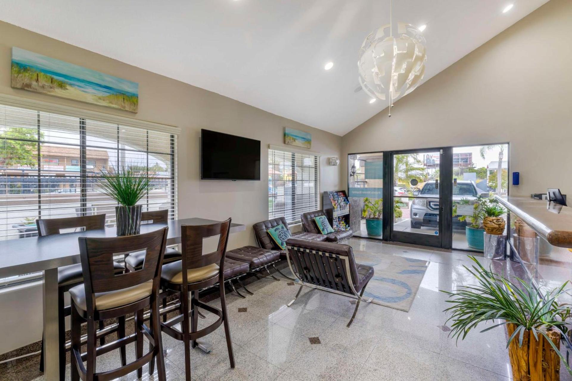 Best Western Redondo Beach Galleria Hotel - Beach City LA photo 2