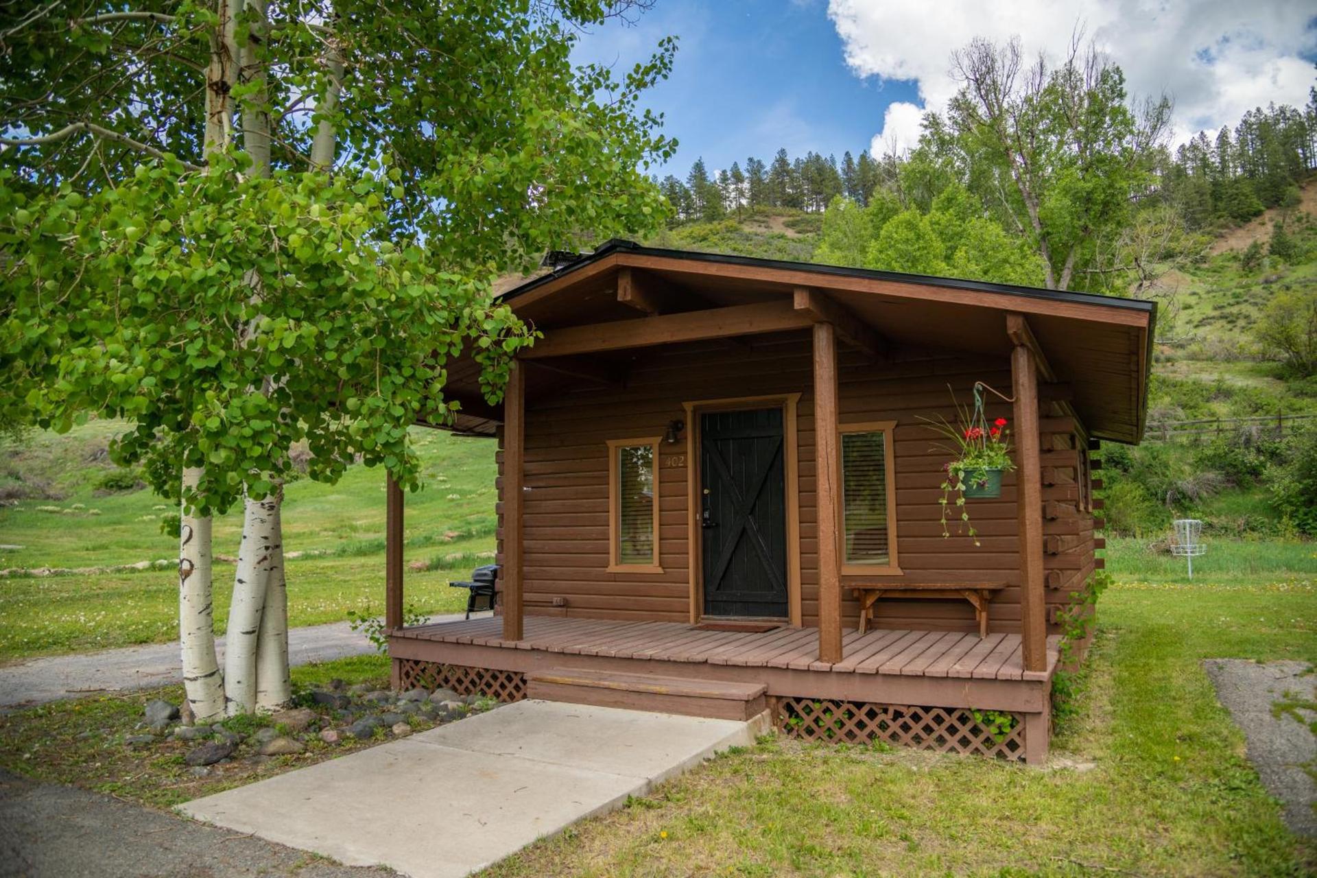 High Creek Lodge and Cabins photo 13