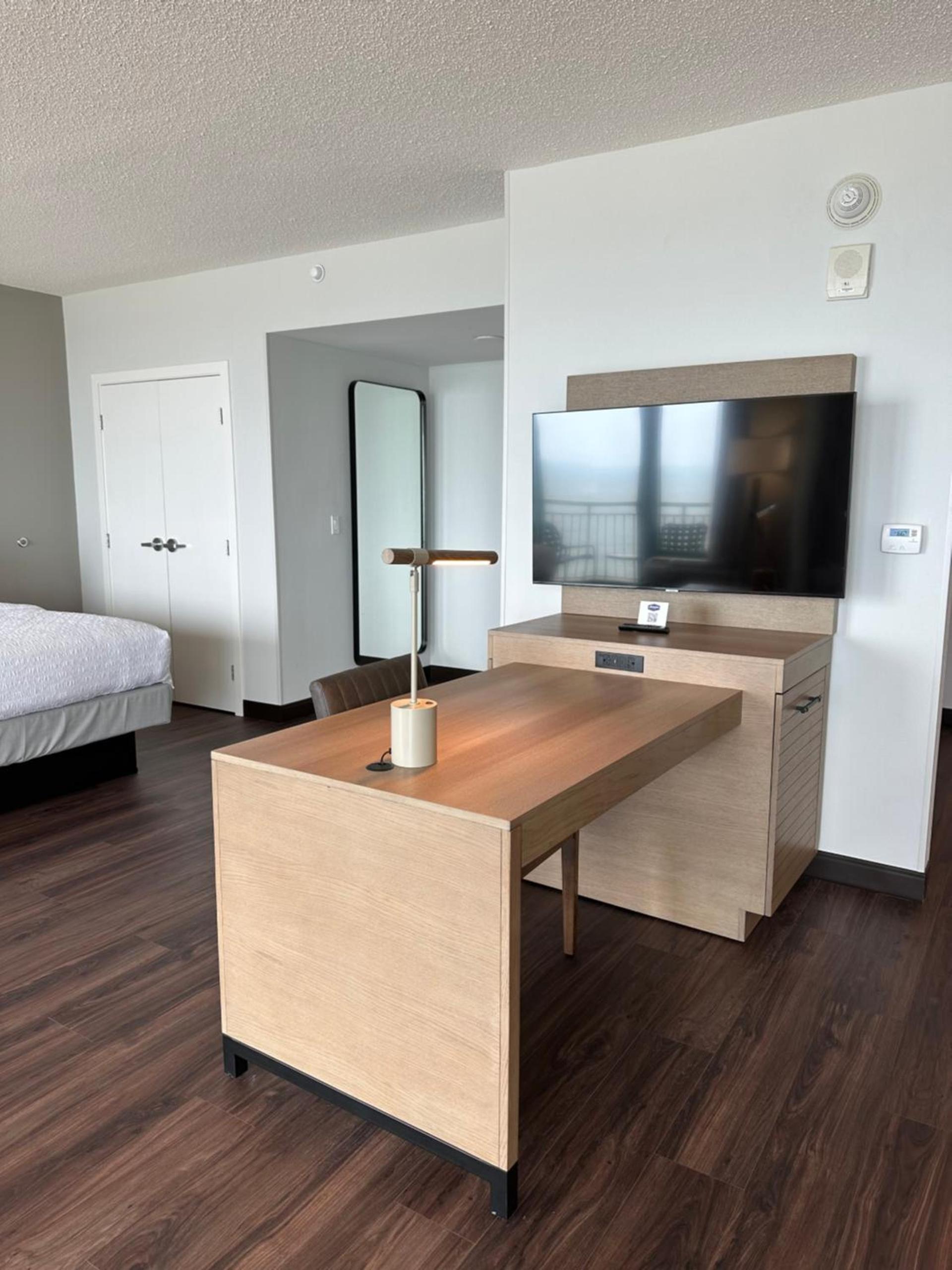 Hampton Inn Virginia Beach-Oceanfront South photo 61