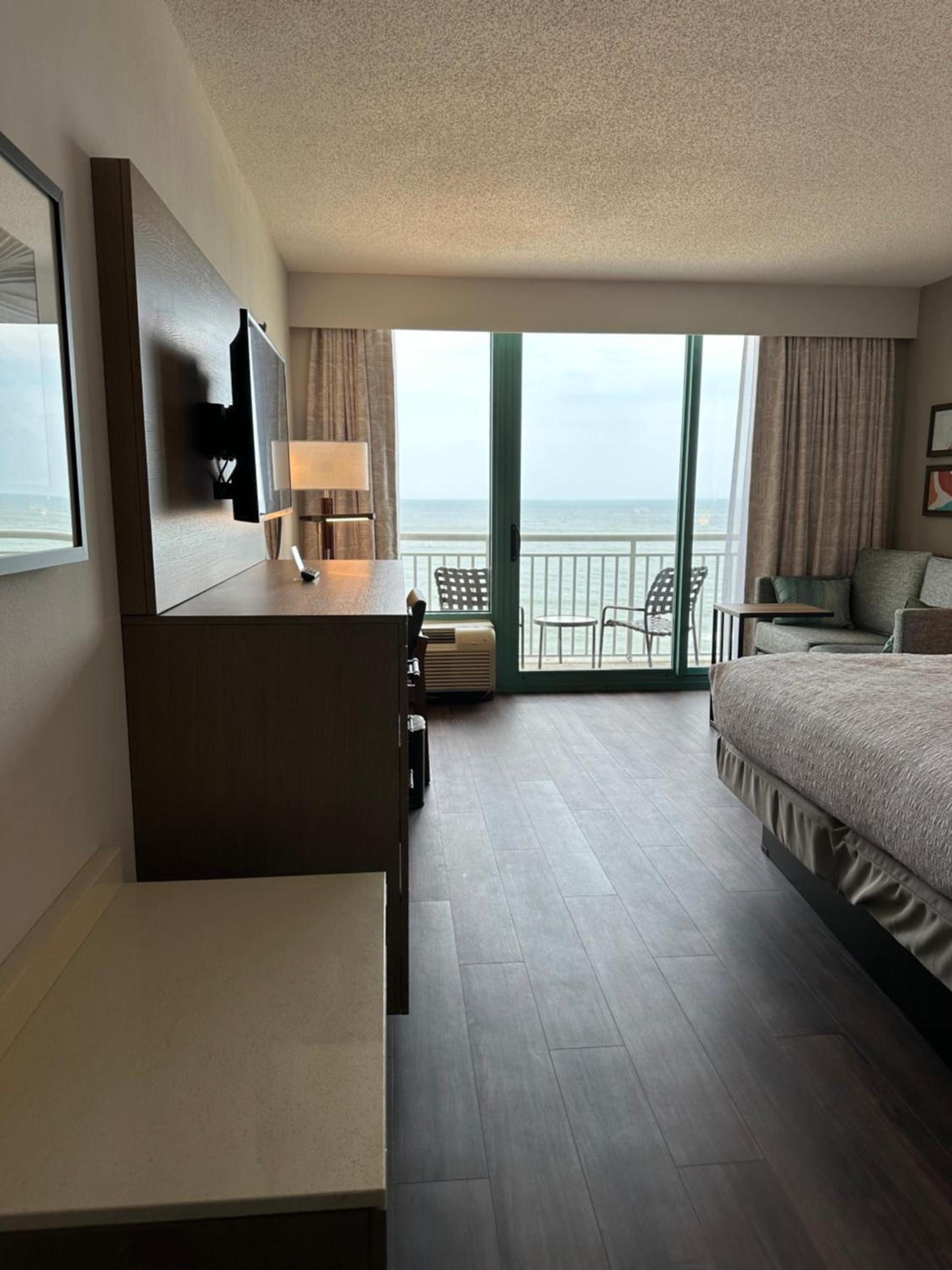 Hampton Inn Virginia Beach-Oceanfront South photo 71