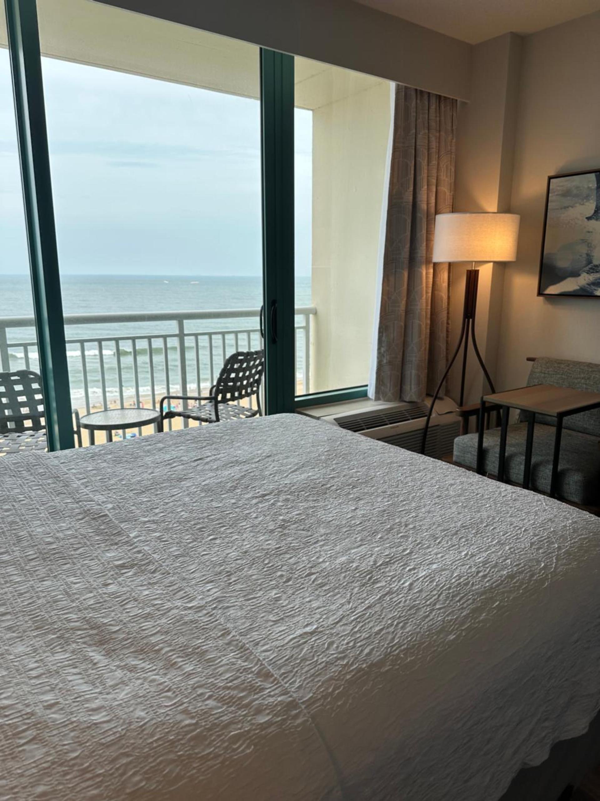 Hampton Inn Virginia Beach-Oceanfront South photo 76