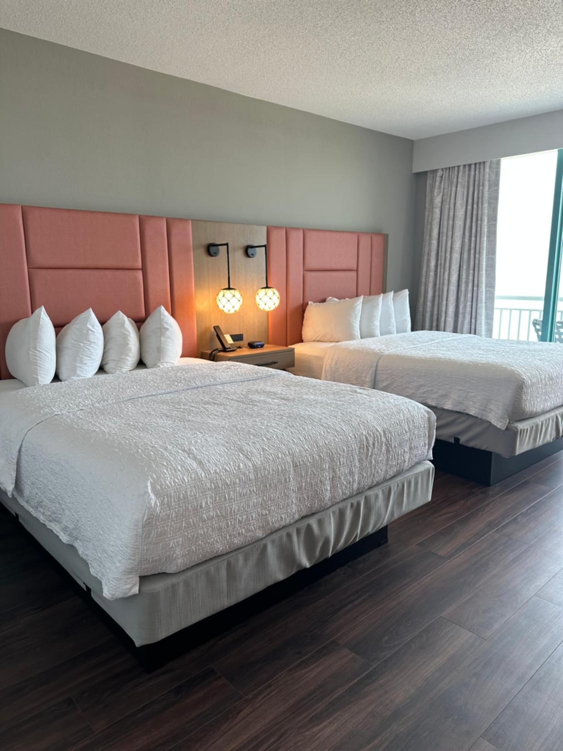 Hampton Inn Virginia Beach-Oceanfront South photo 75