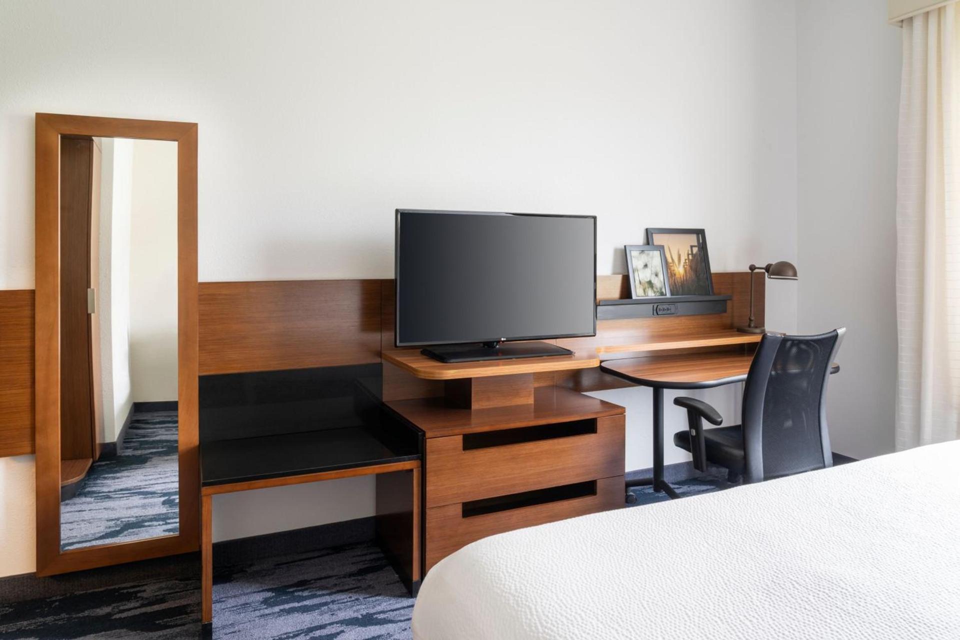 Fairfield Inn & Suites by Marriott Akron Fairlawn photo 11