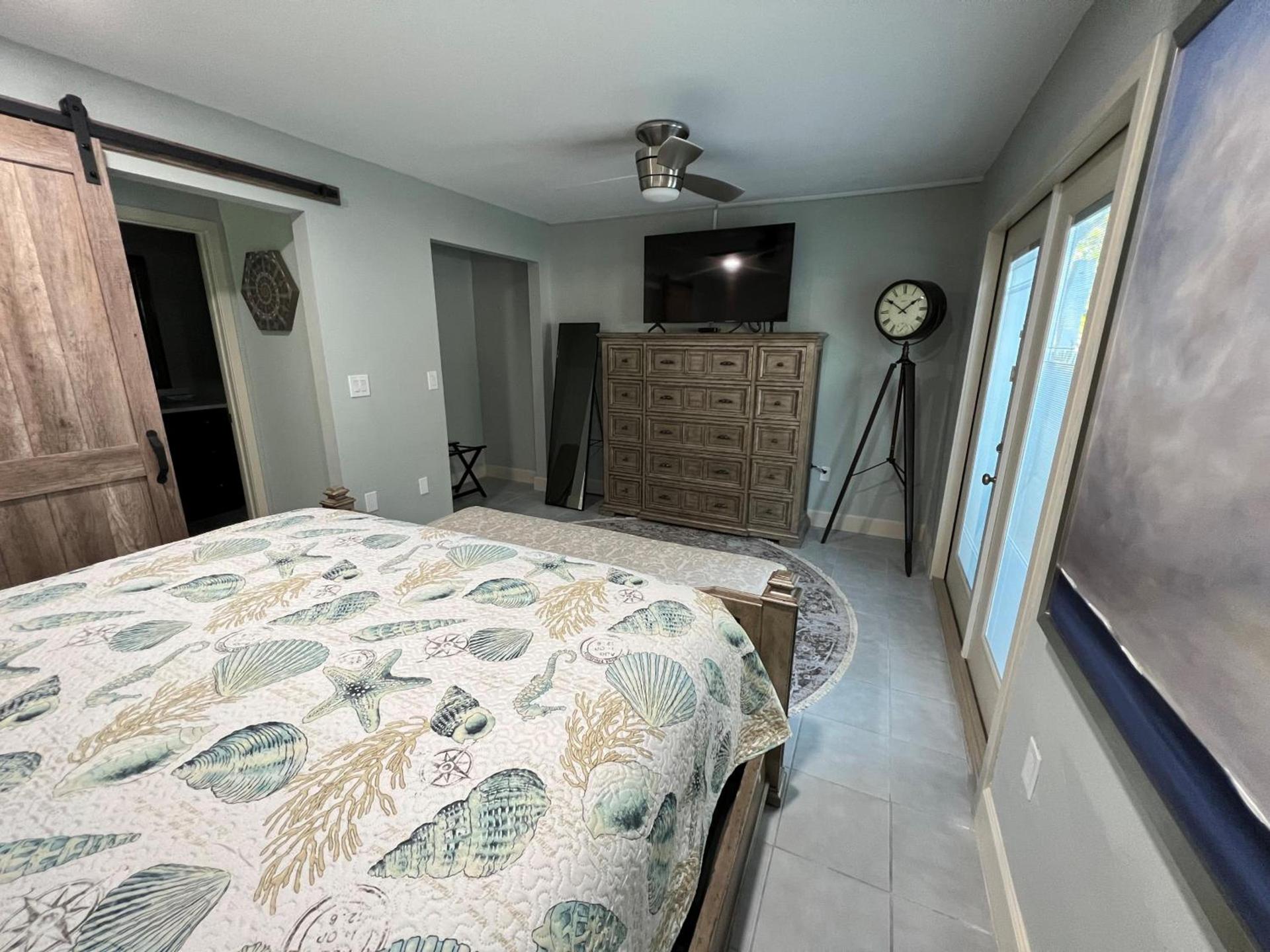Tarpon Tale Inn photo 11