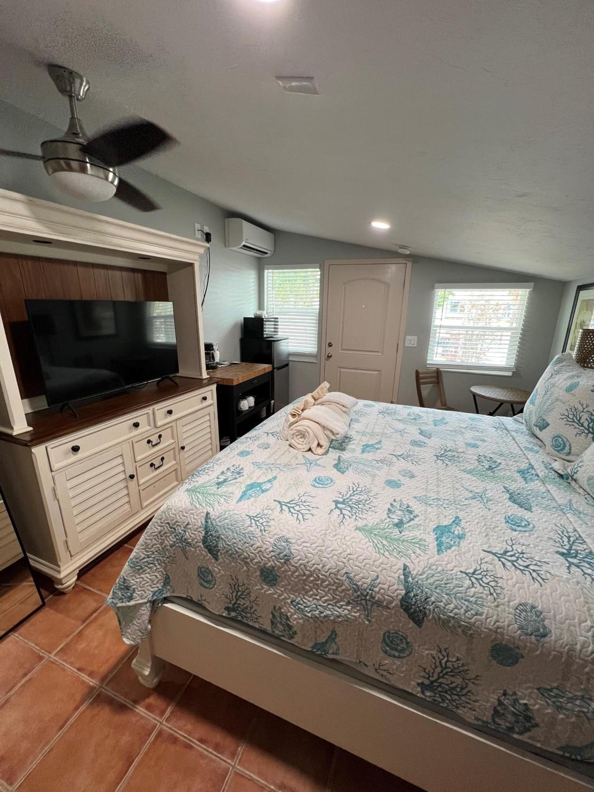 Tarpon Tale Inn photo 9