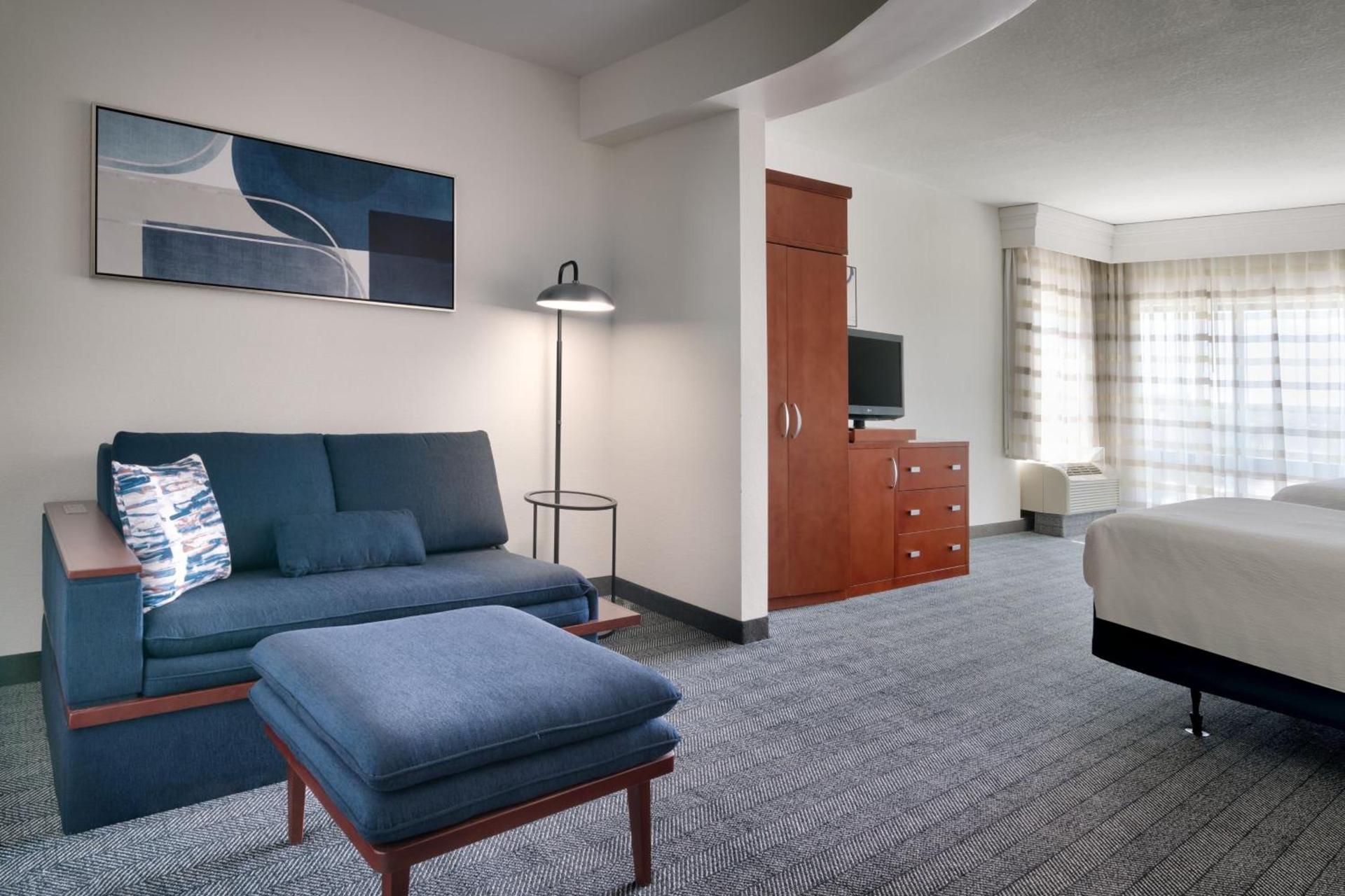 Courtyard by Marriott Houston NASA Clear Lake photo 63