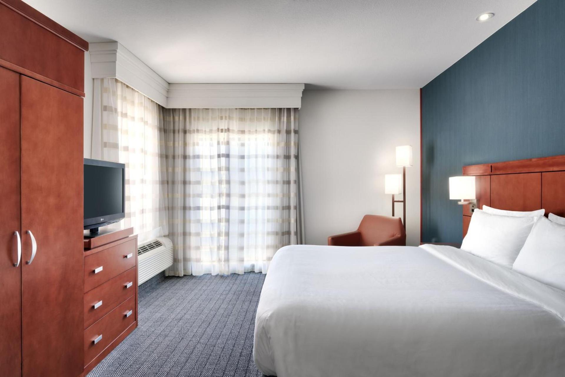 Courtyard by Marriott Houston NASA Clear Lake photo 64