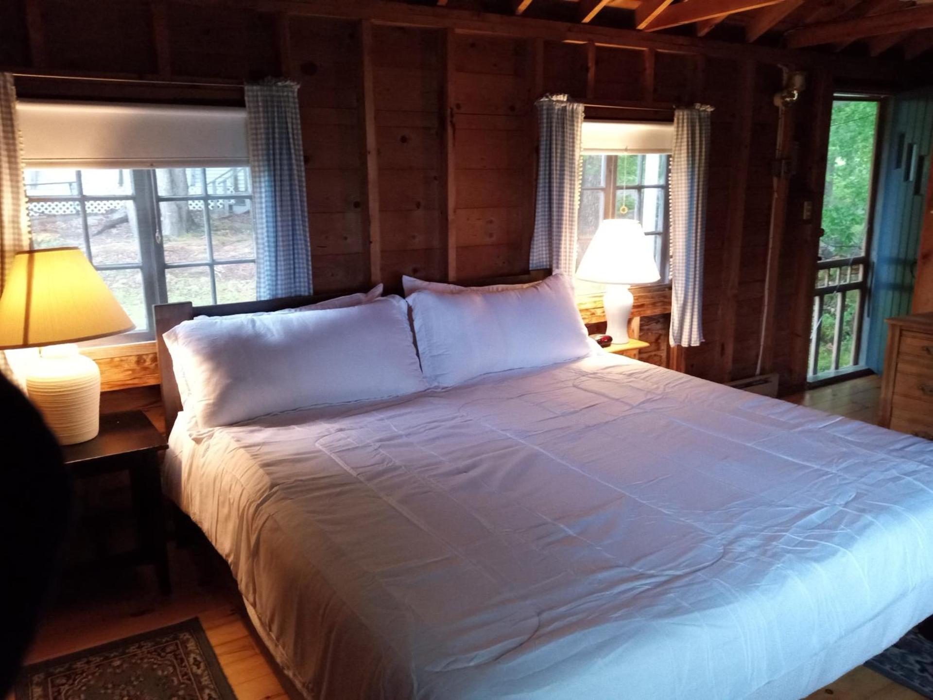 High Tide Inn on the Ocean, Motel and Cottages photo 86