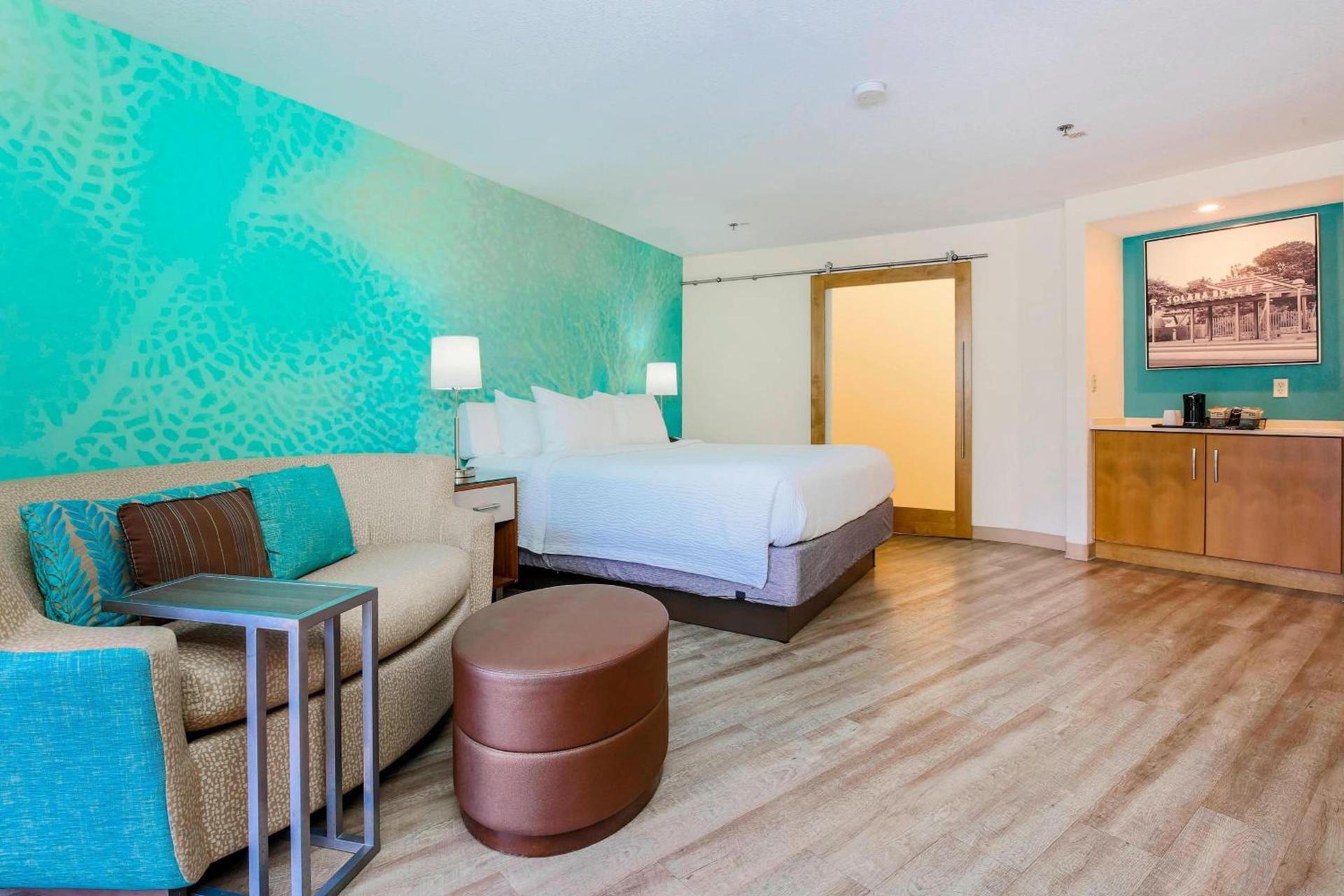 Courtyard by Marriott San Diego Del Mar/Solana Beach photo 29
