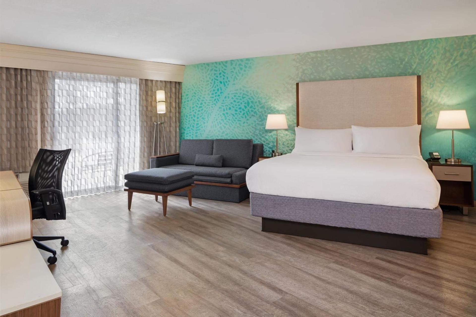 Courtyard by Marriott San Diego Del Mar/Solana Beach photo 32