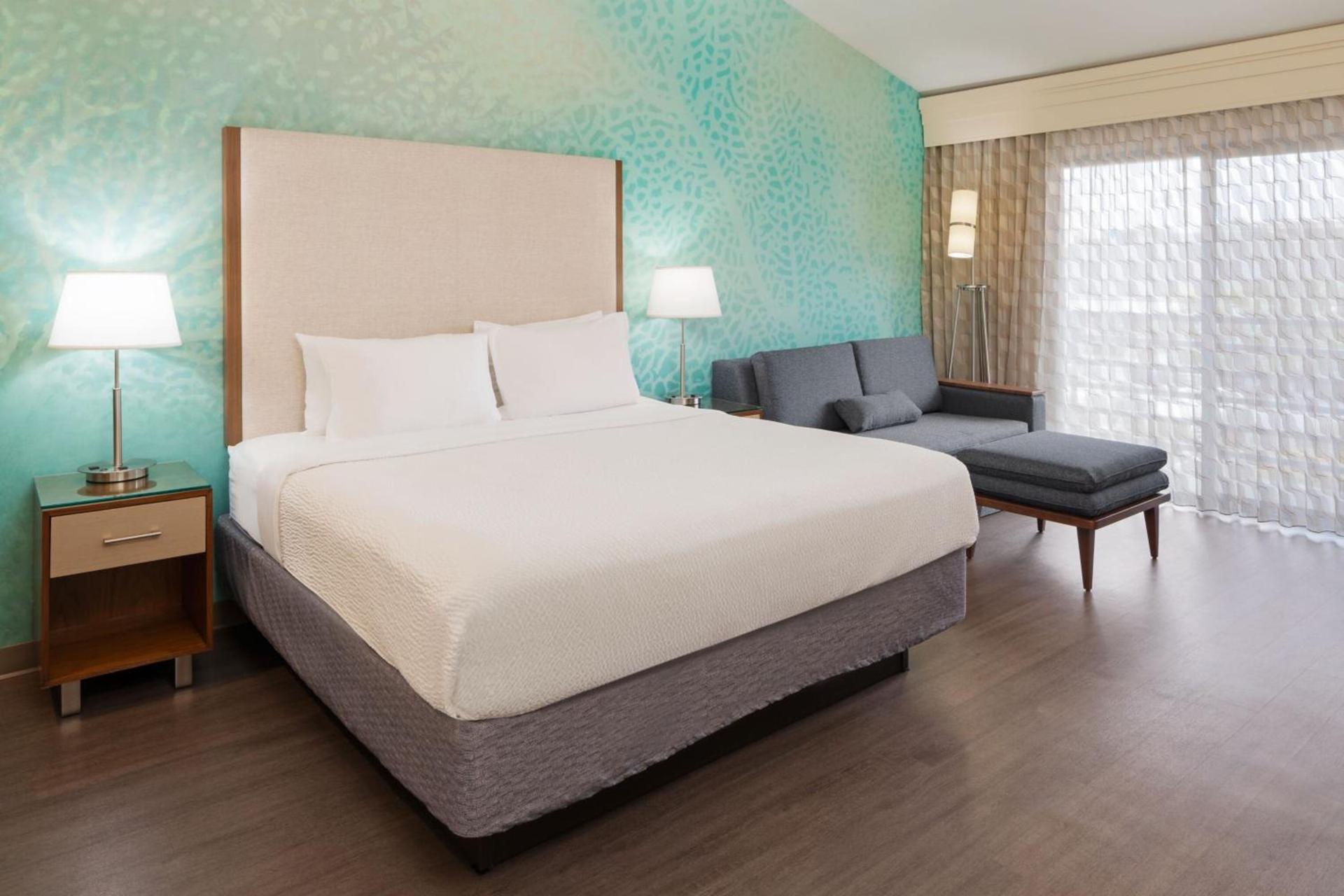Courtyard by Marriott San Diego Del Mar/Solana Beach photo 33