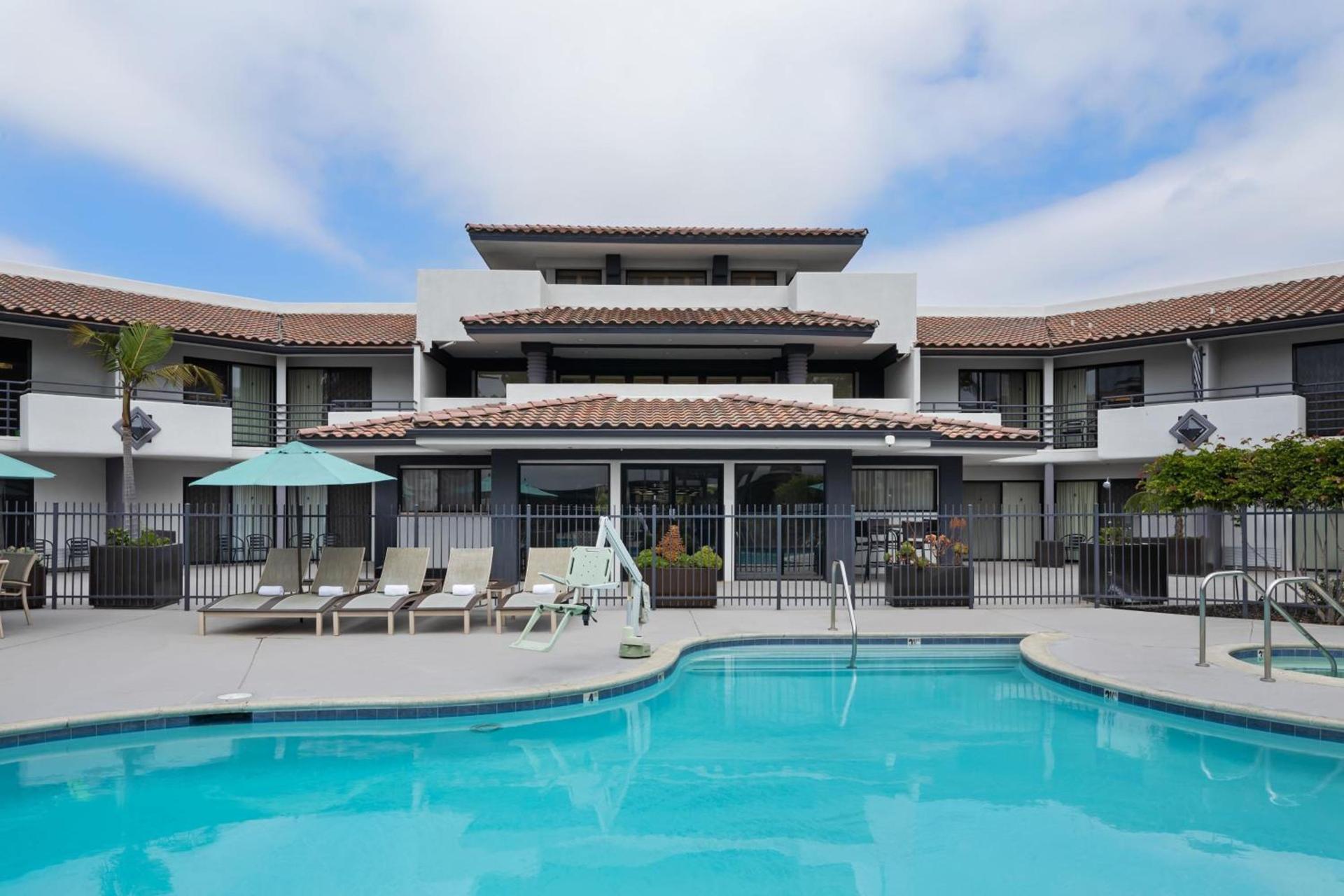 Courtyard by Marriott San Diego Del Mar/Solana Beach photo 67