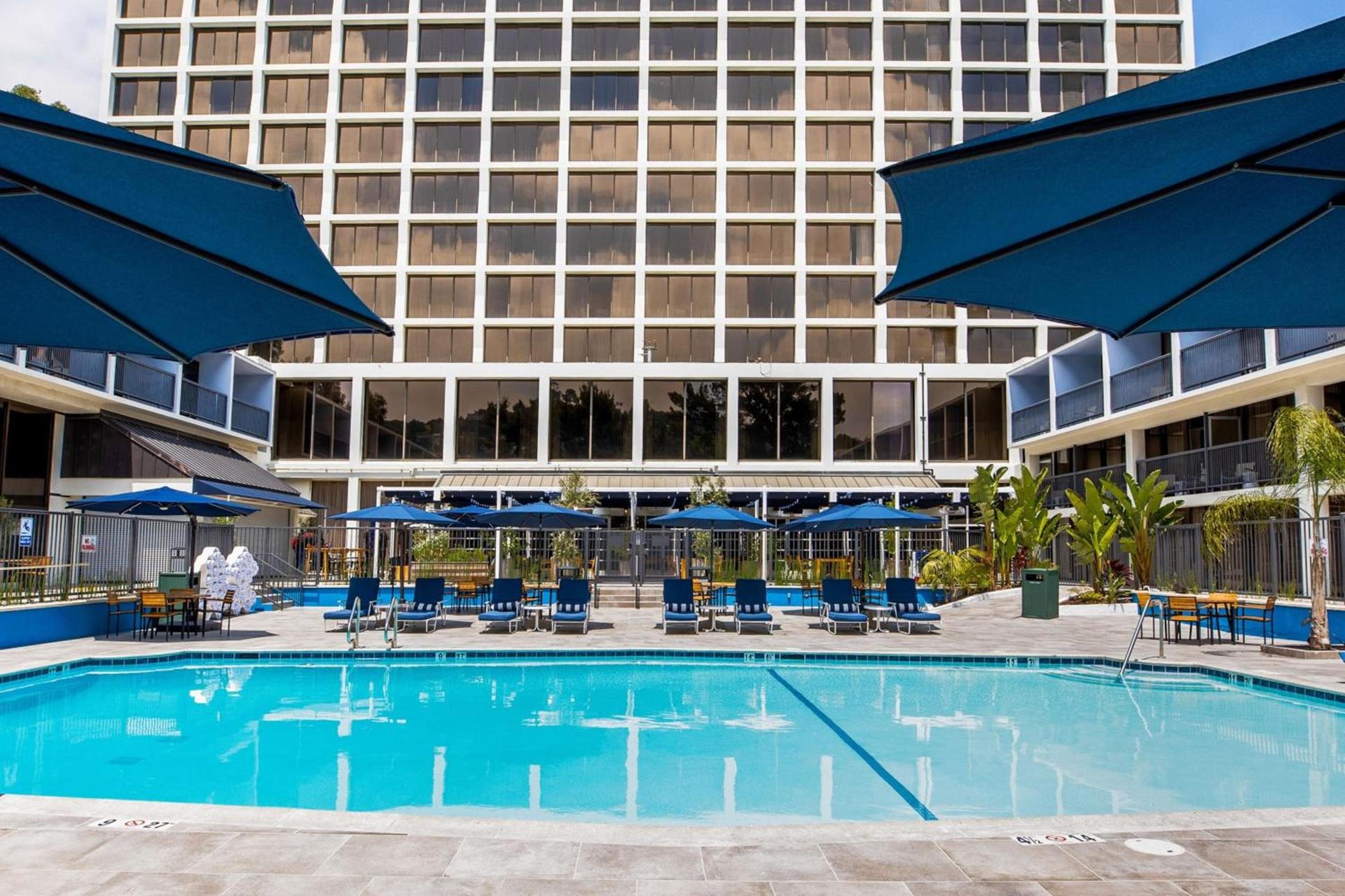 Sheraton Universal photo 76