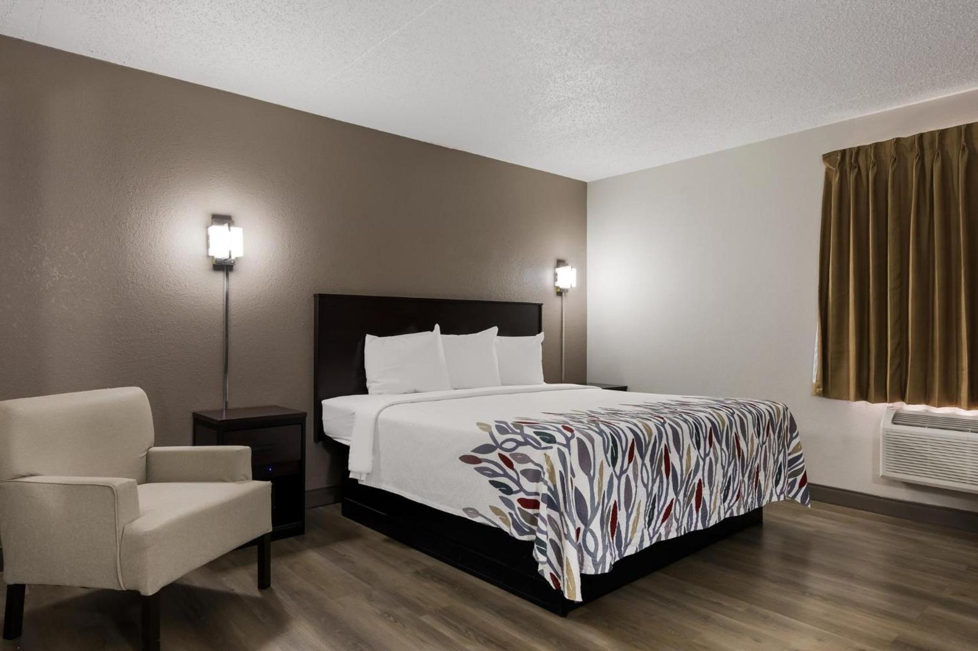 Red Roof Inn Hartford- New Britain photo 28