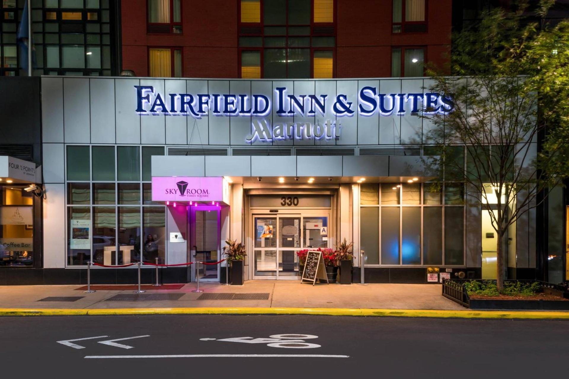 Fairfield By Marriott New York Manhattan Times Square photo 2