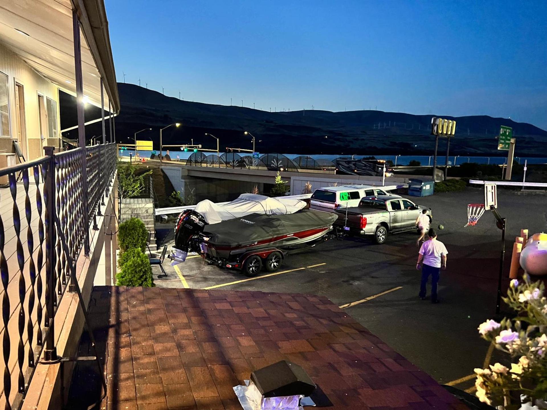 BIGGS NU-VU MOTEL photo 11