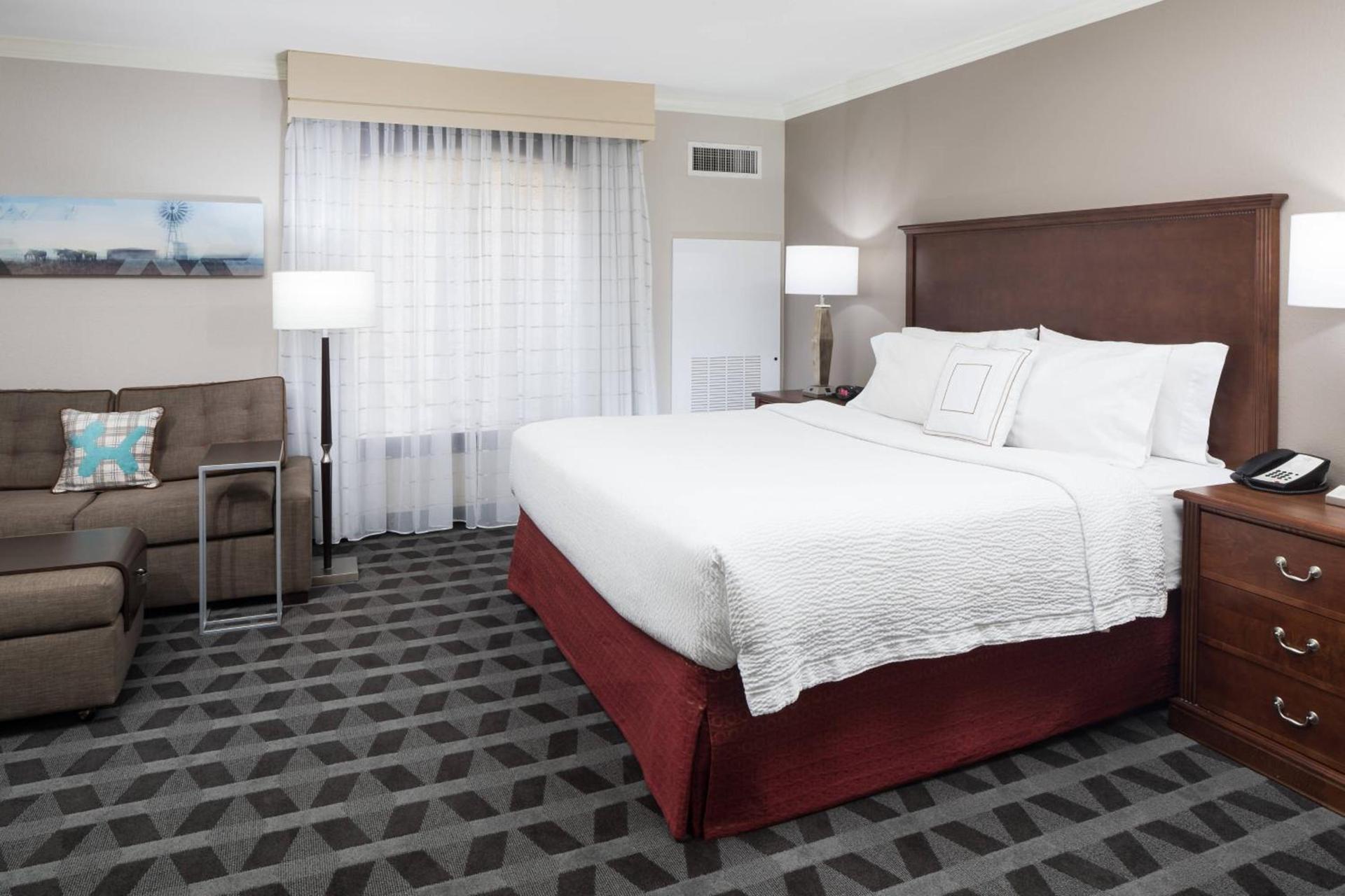 TownePlace Suites Fort Worth Downtown photo 10