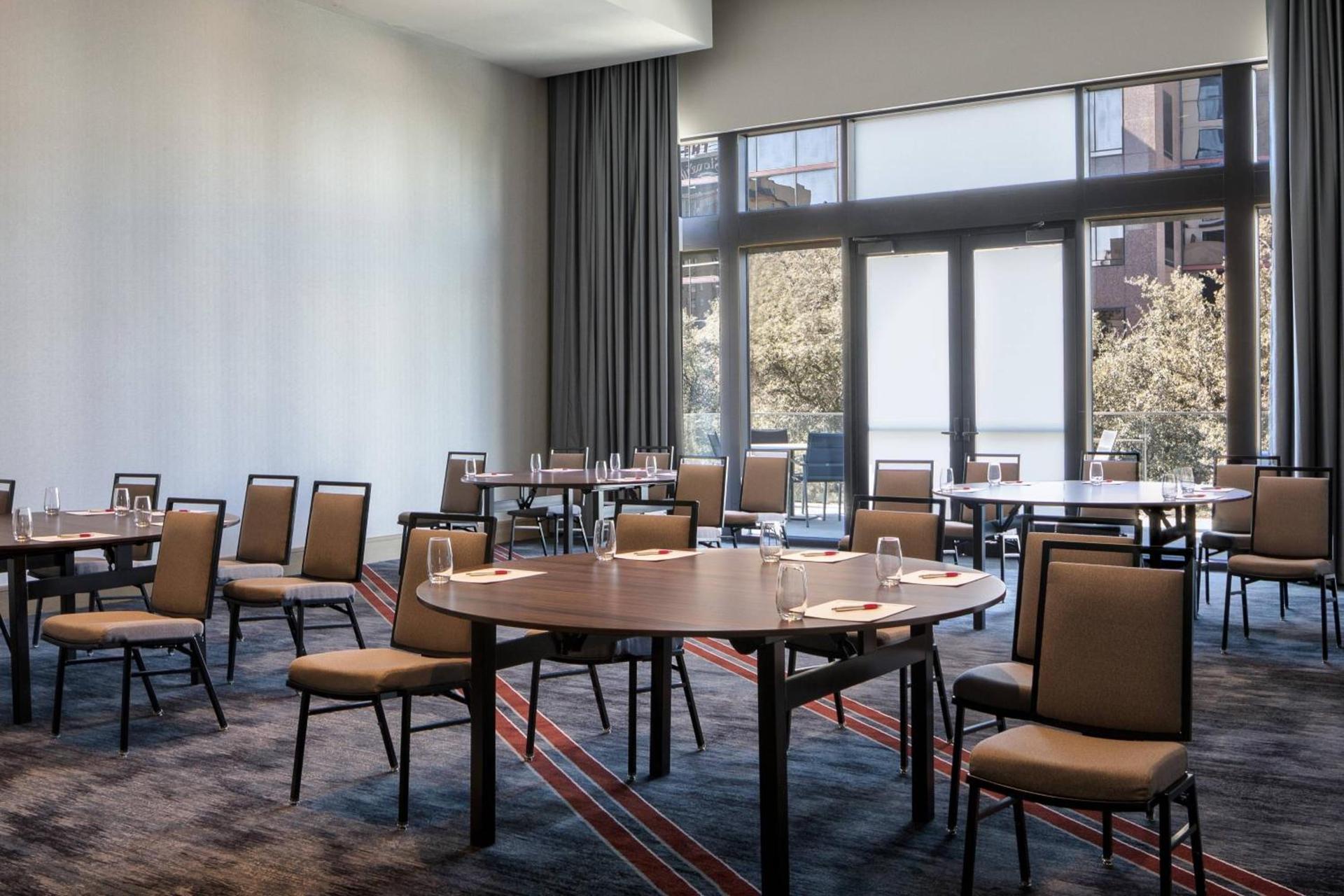 Marriott Dallas Uptown photo 64