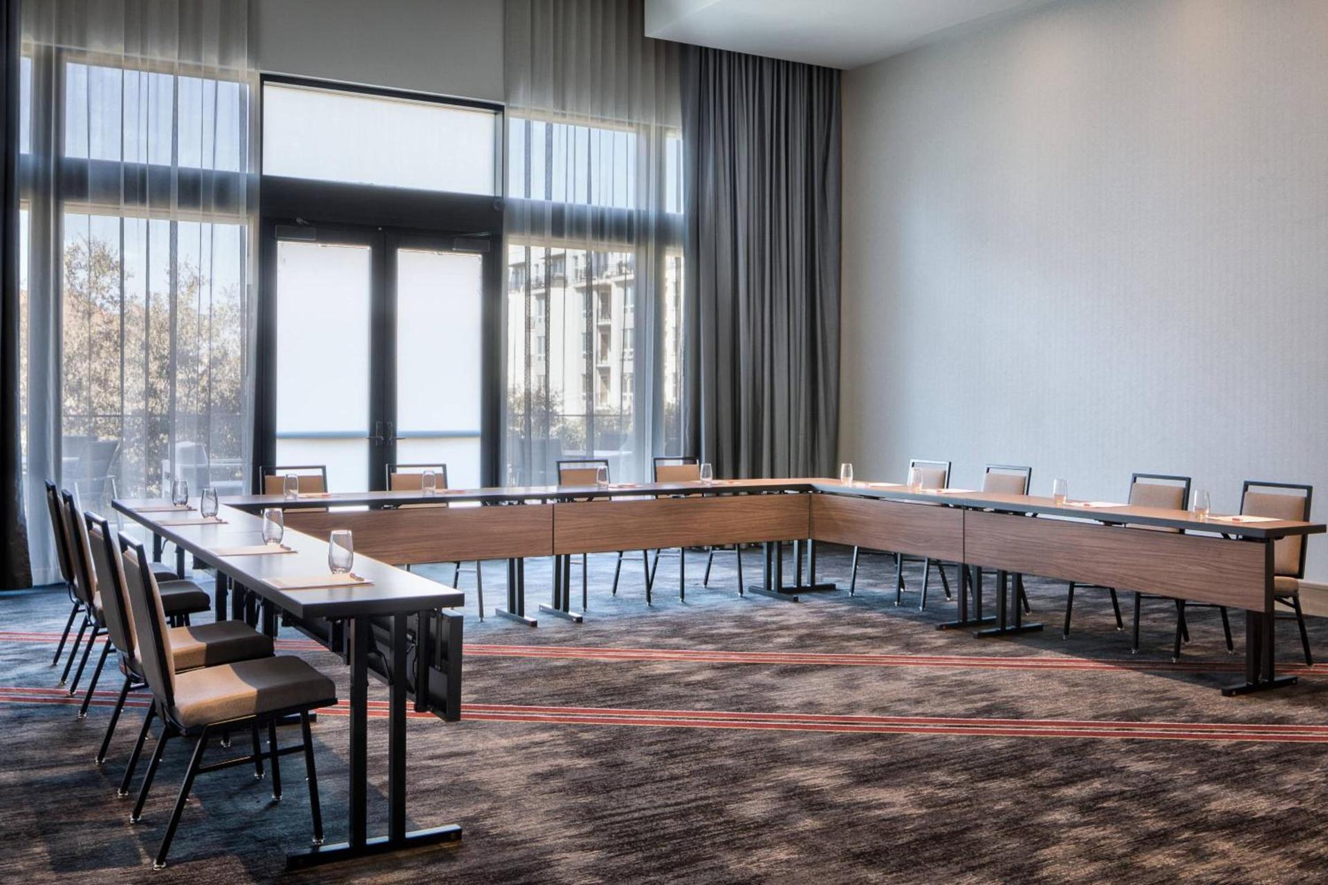 Marriott Dallas Uptown photo 65