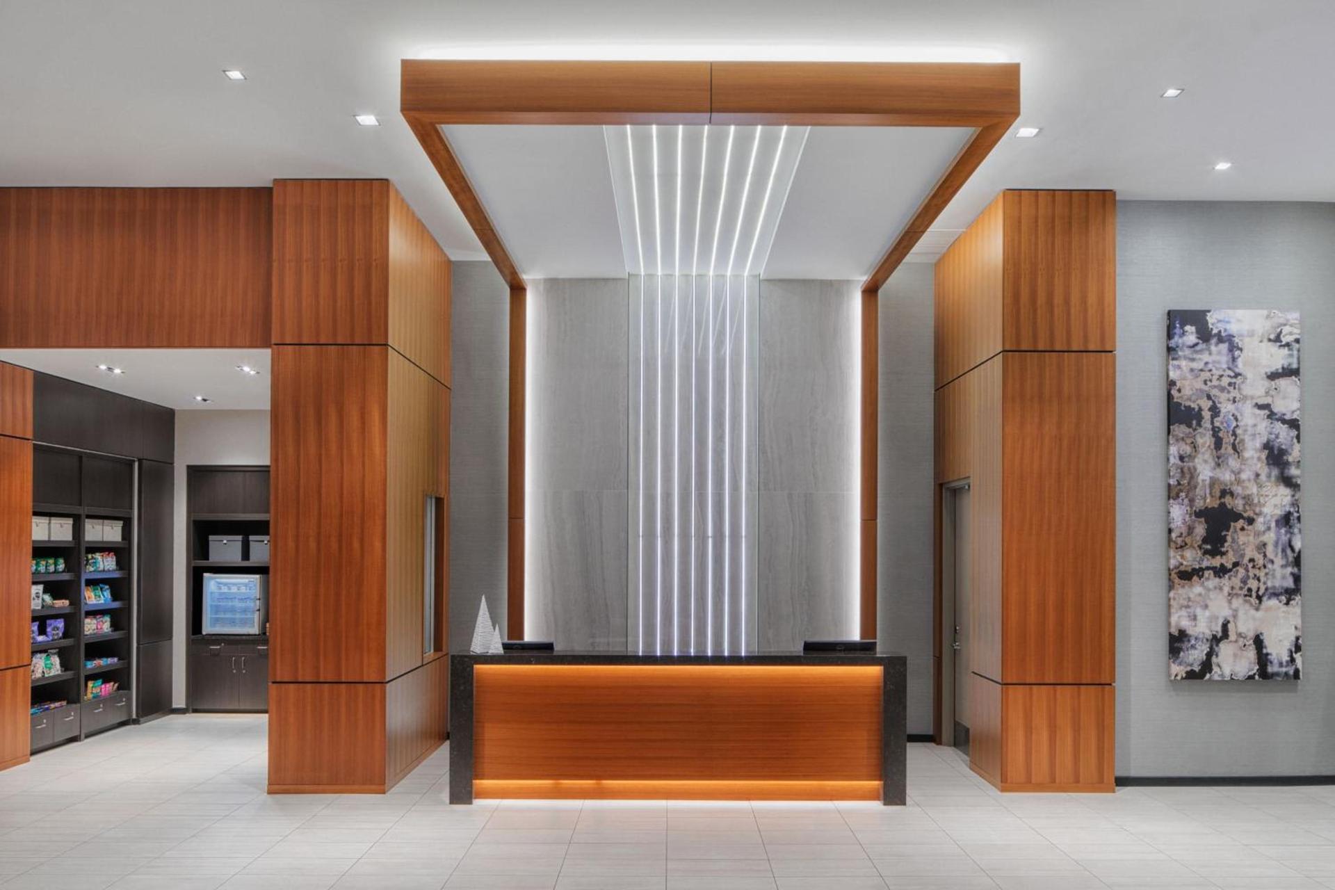 AC Hotel by Marriott Fort Lauderdale Airport photo 3