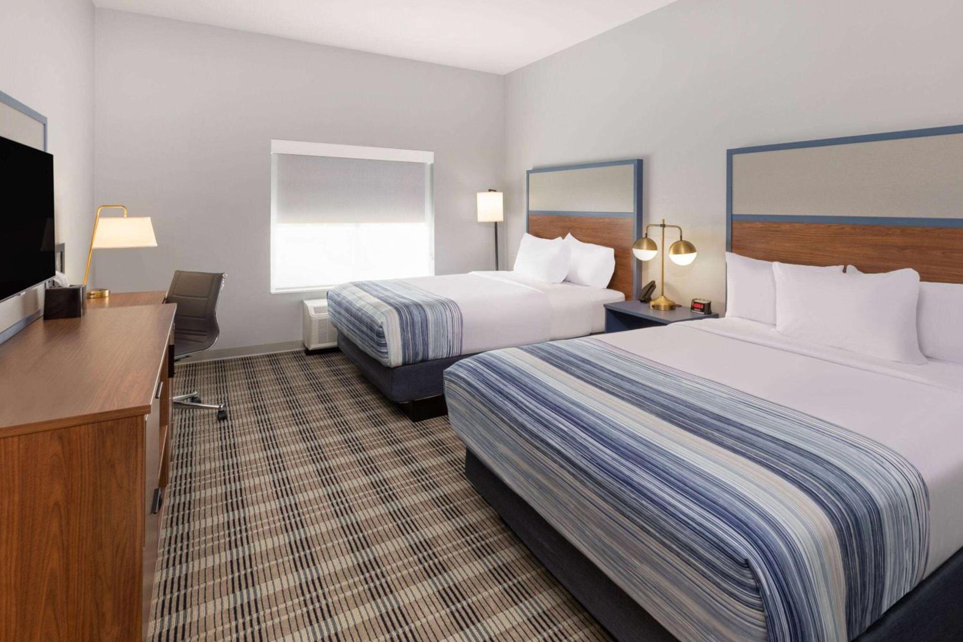 AmericInn by Wyndham Mountain Home photo 6