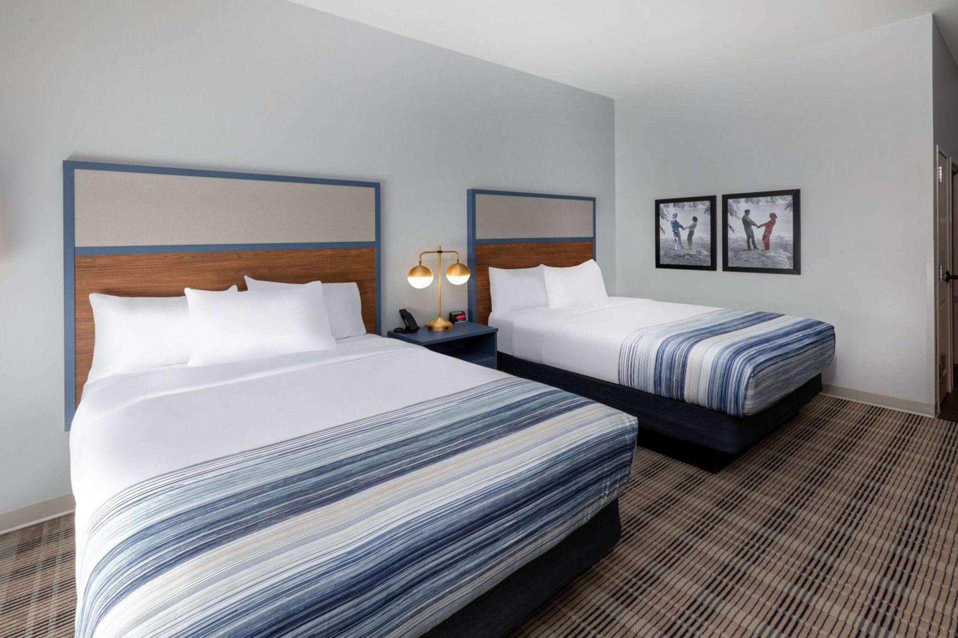 AmericInn by Wyndham Mountain Home photo 7