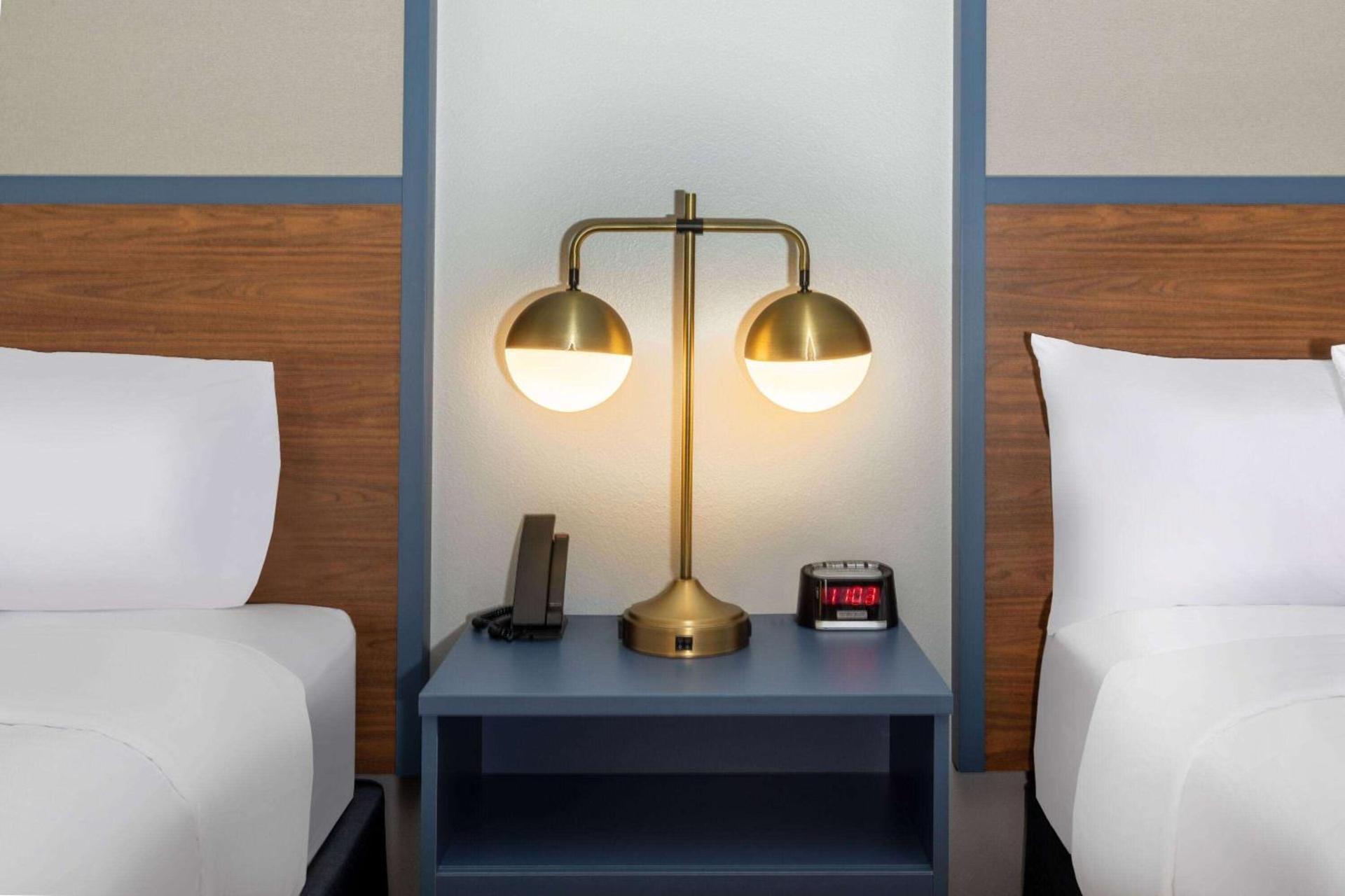 AmericInn by Wyndham Mountain Home photo 13