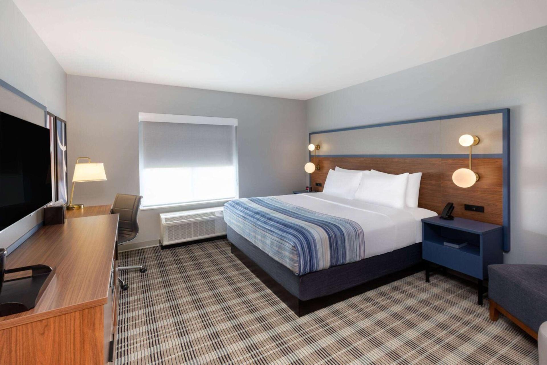 AmericInn by Wyndham Mountain Home photo 15