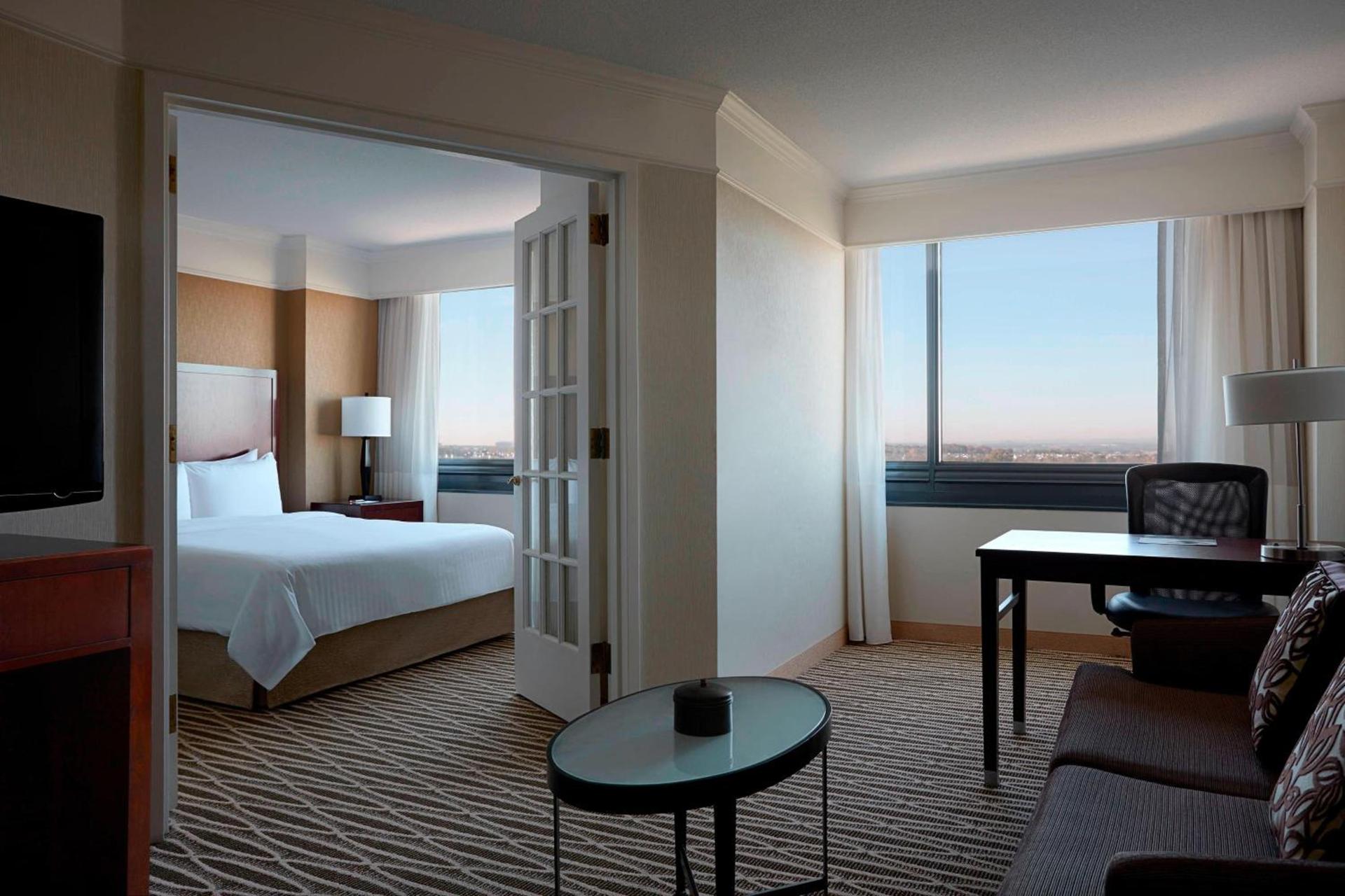 Washington Dulles Marriott Suites photo 10