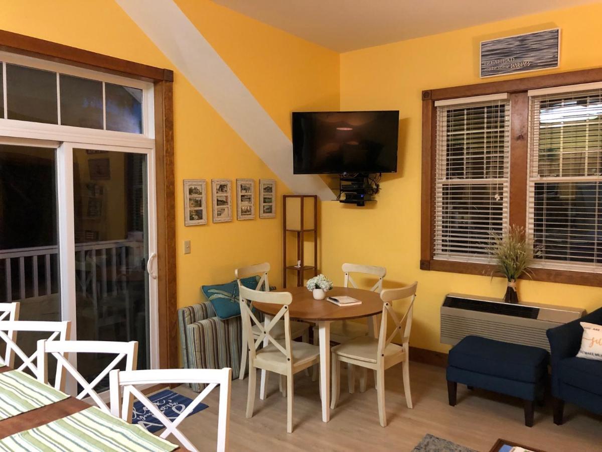 Lakeside Suites photo 8