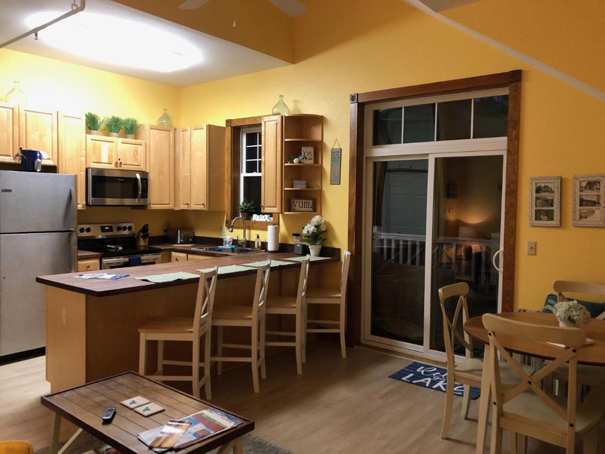 Lakeside Suites photo 14
