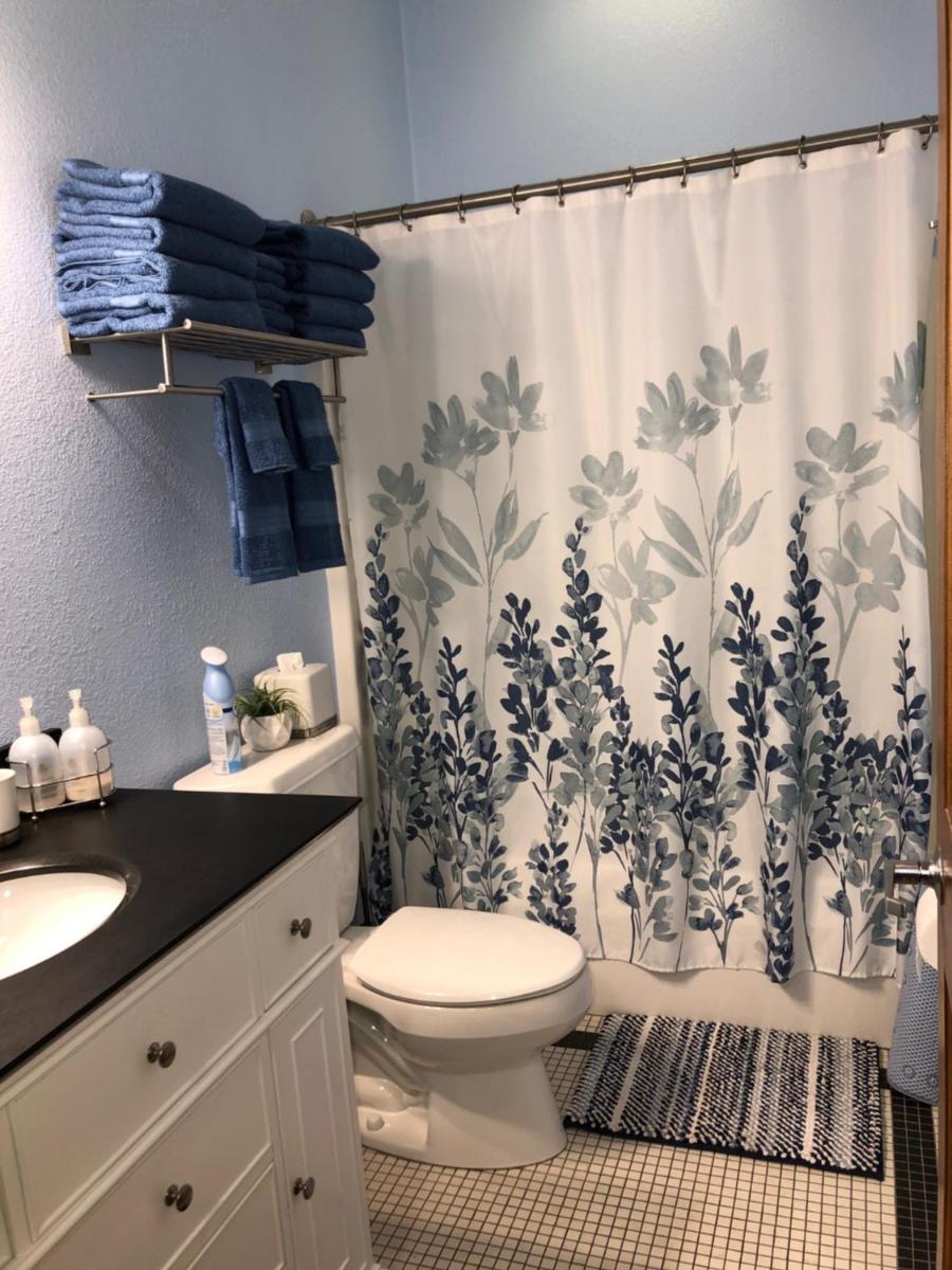 Lakeside Suites photo 6