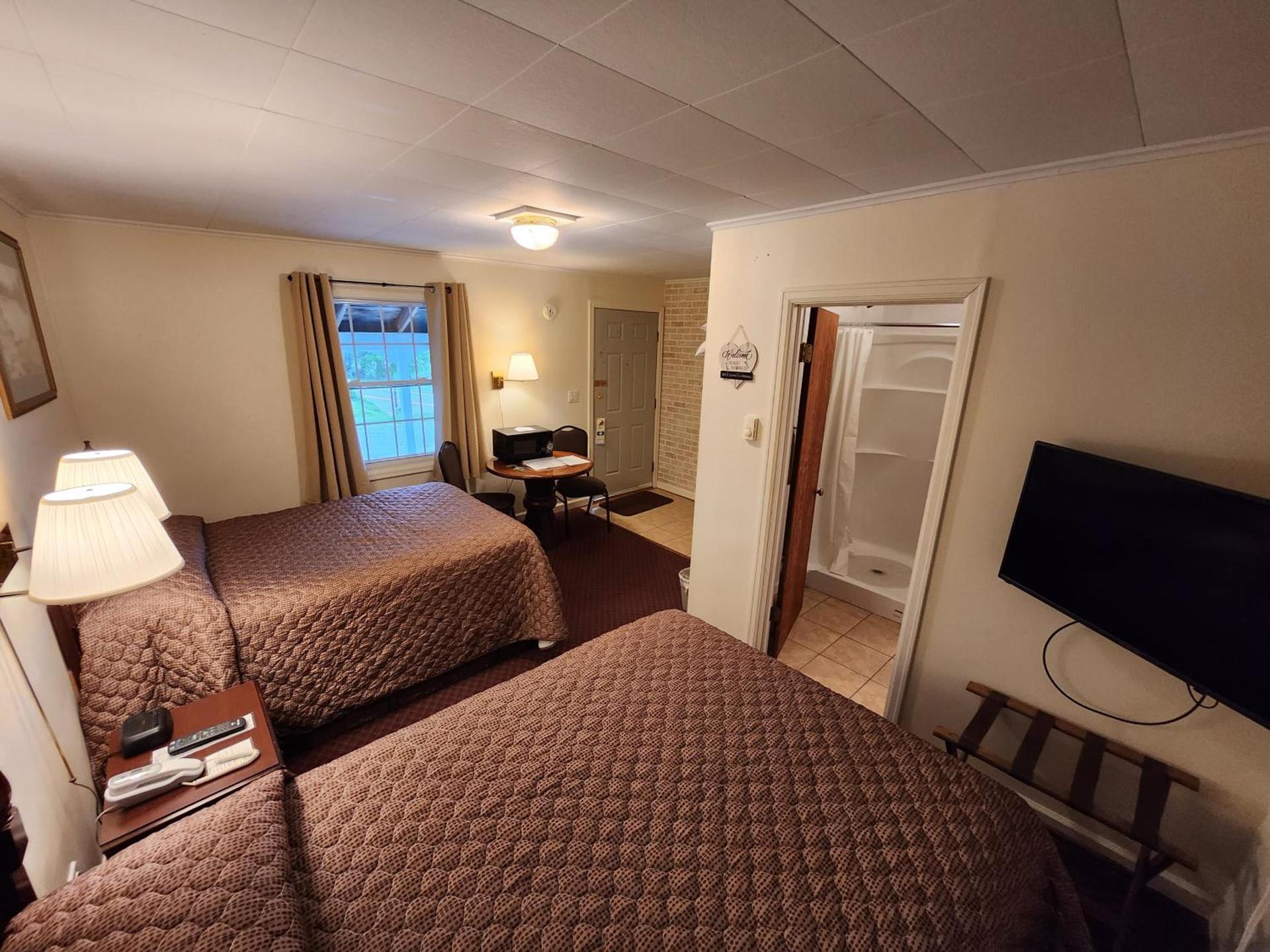 Lake View Motel photo 61