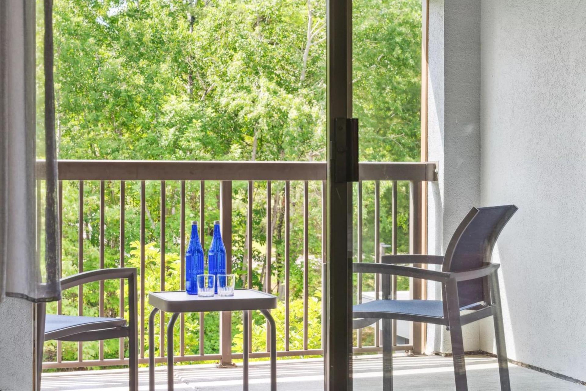 Courtyard Burlington Williston photo 55