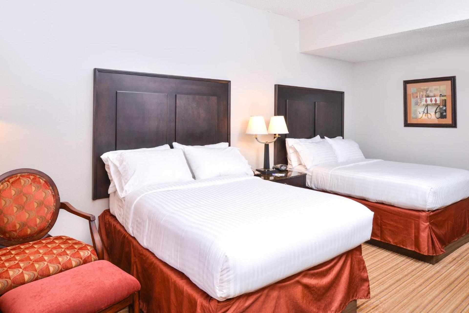 Holiday Inn Express Winston-Salem Medical Ctr Area photo 34