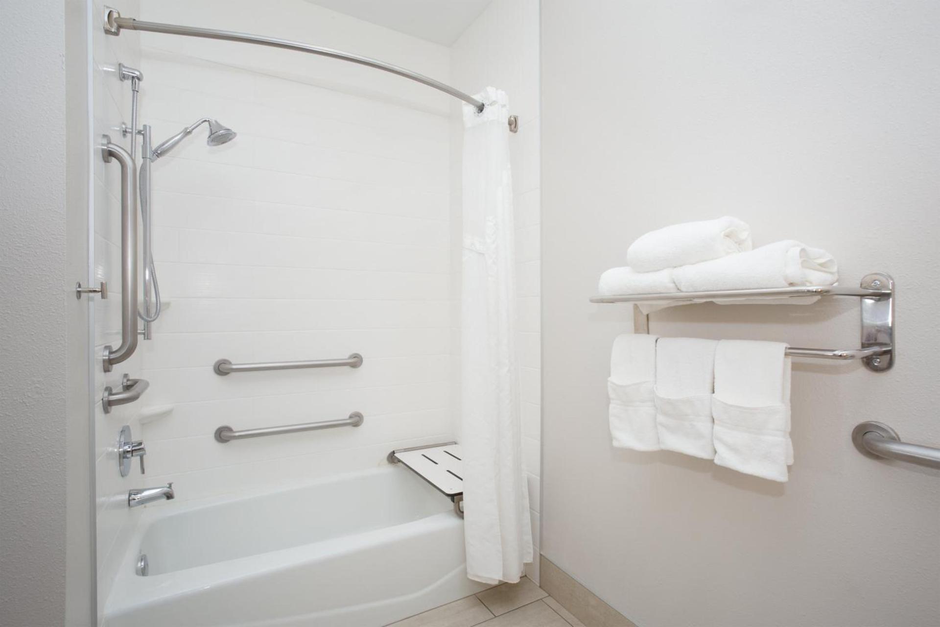 Holiday Inn Express & Suites Amarillo by IHG photo 38